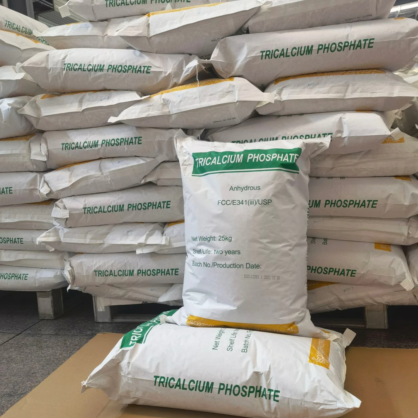 2022 Food Additive Food Grade Tricalcium Phosphate / Calcium Phosphate Grade Food--tcp Favorable Price