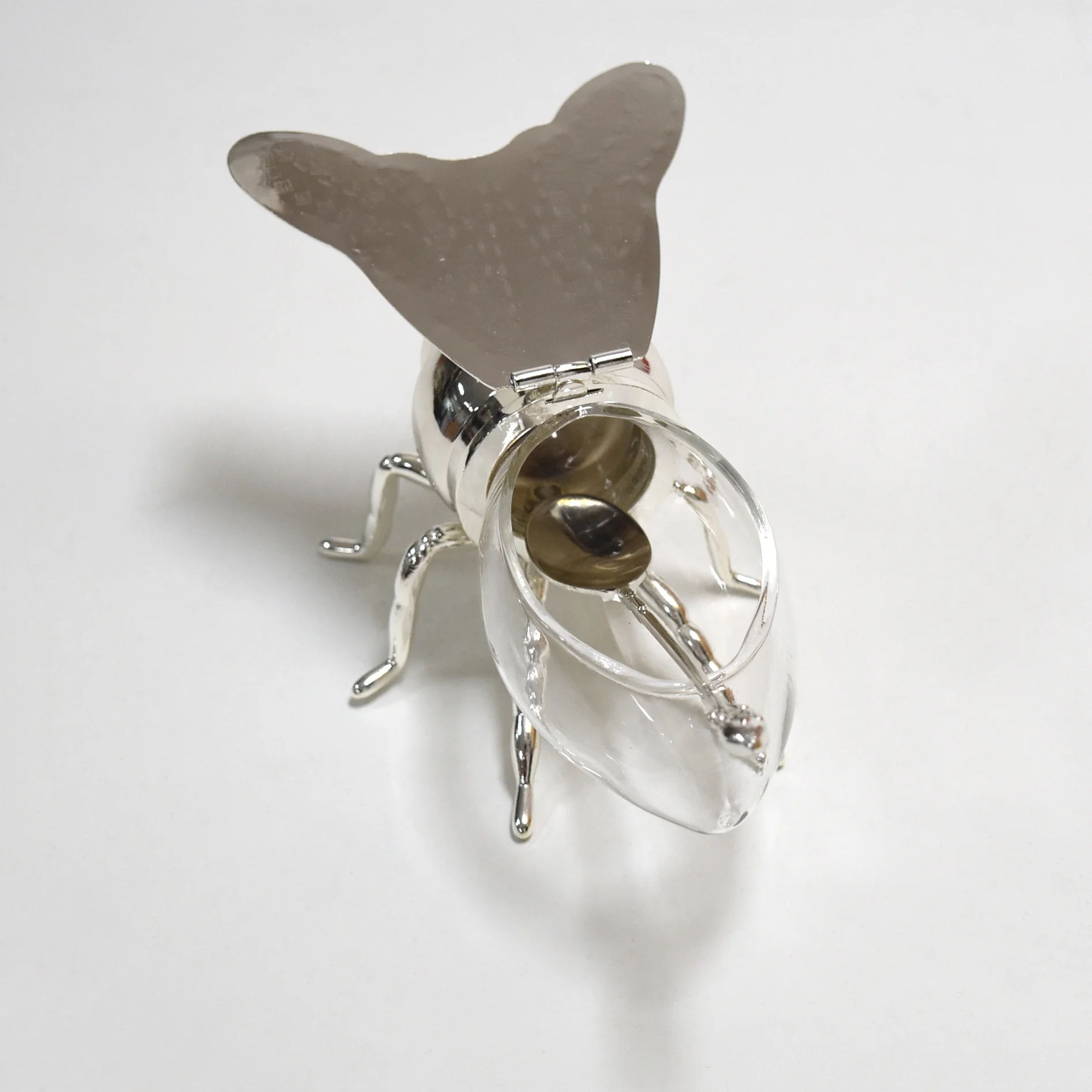 Gold Bee shape special design honey jar restaurant metal crafts sugar salt pot