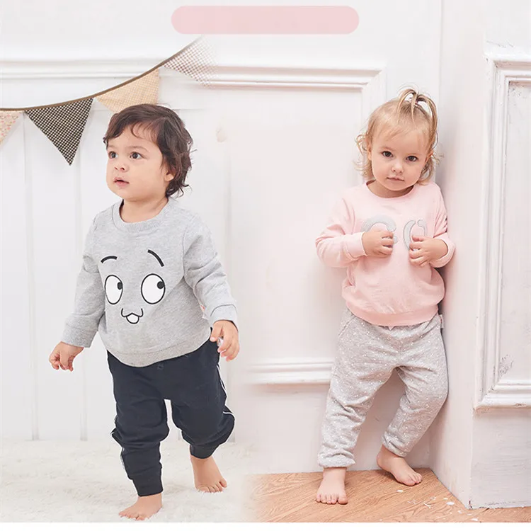 
New Design Autumn Baby Clothes Long Sleeve Baby T-shirt with Good Fleece Fabric 