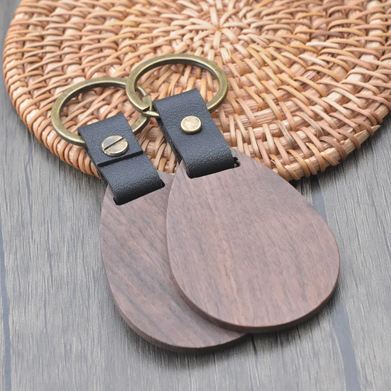 Factory Direct Sales Popular Wooden Key Chain Natural Wood Keychain Creative Walnut Woody Key Ring for Best Gift