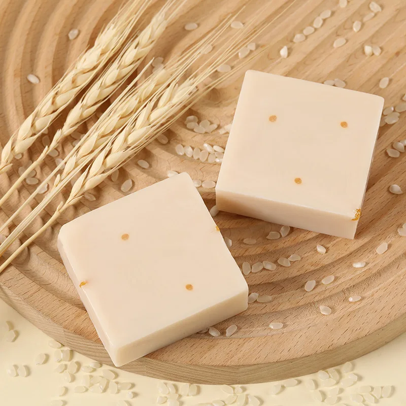 Wholesale rice soap 65g handmade soap as a souvenir face wash bath oil control cleansing fragrance soap