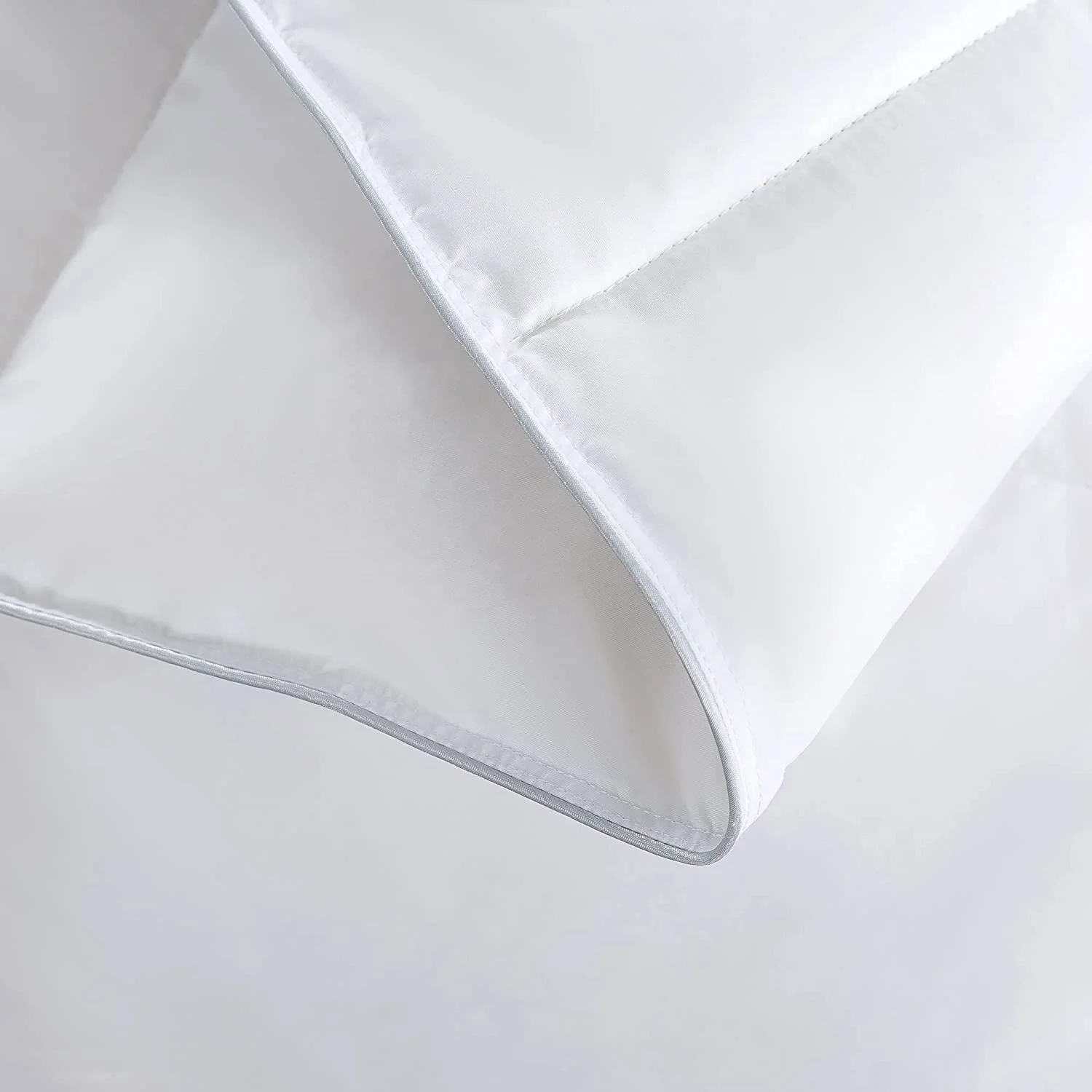 Factory Customized Brand White Duck Down Duvet Insert 15% Down 85% Feather Comforter Blend Quilted with Tabs