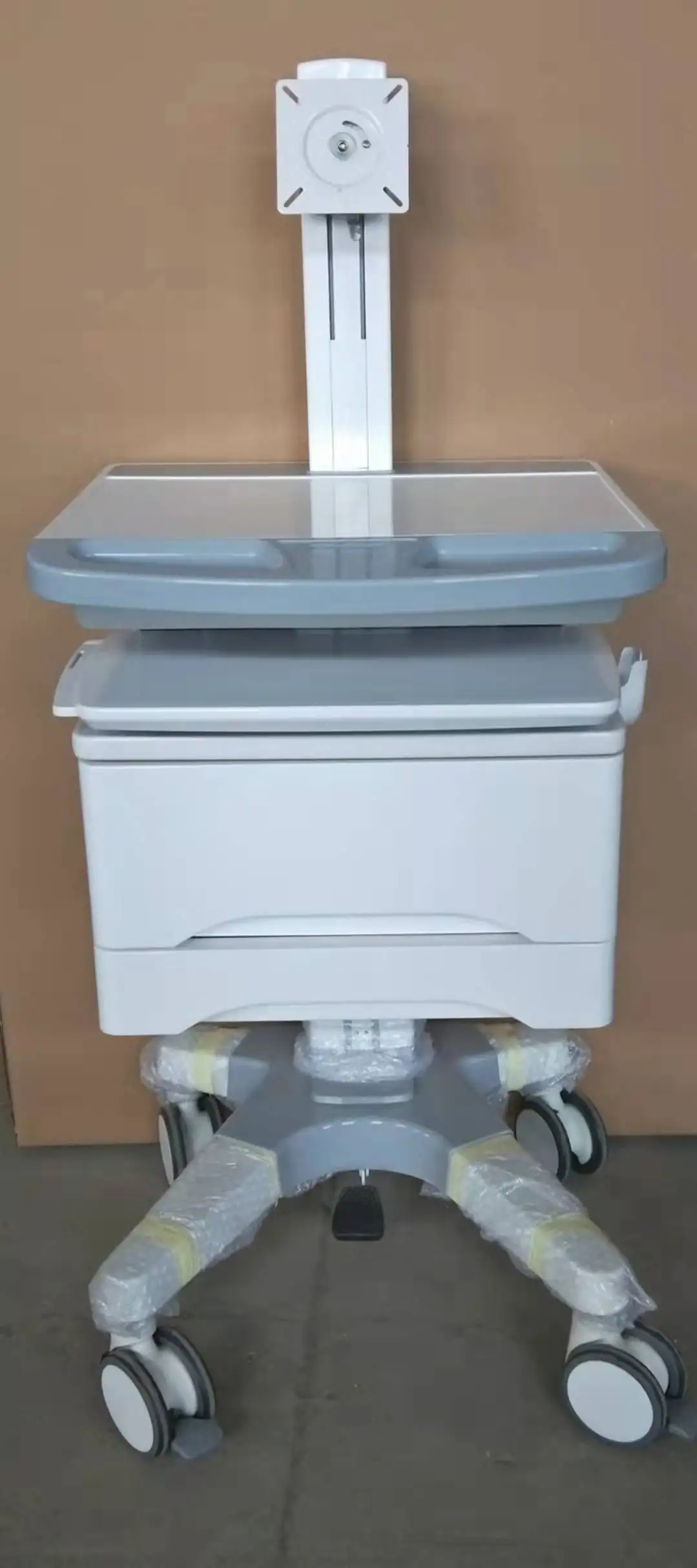 Hospital mobile trolley Nursing record & ward round trolley Hospital computer monitor trolley