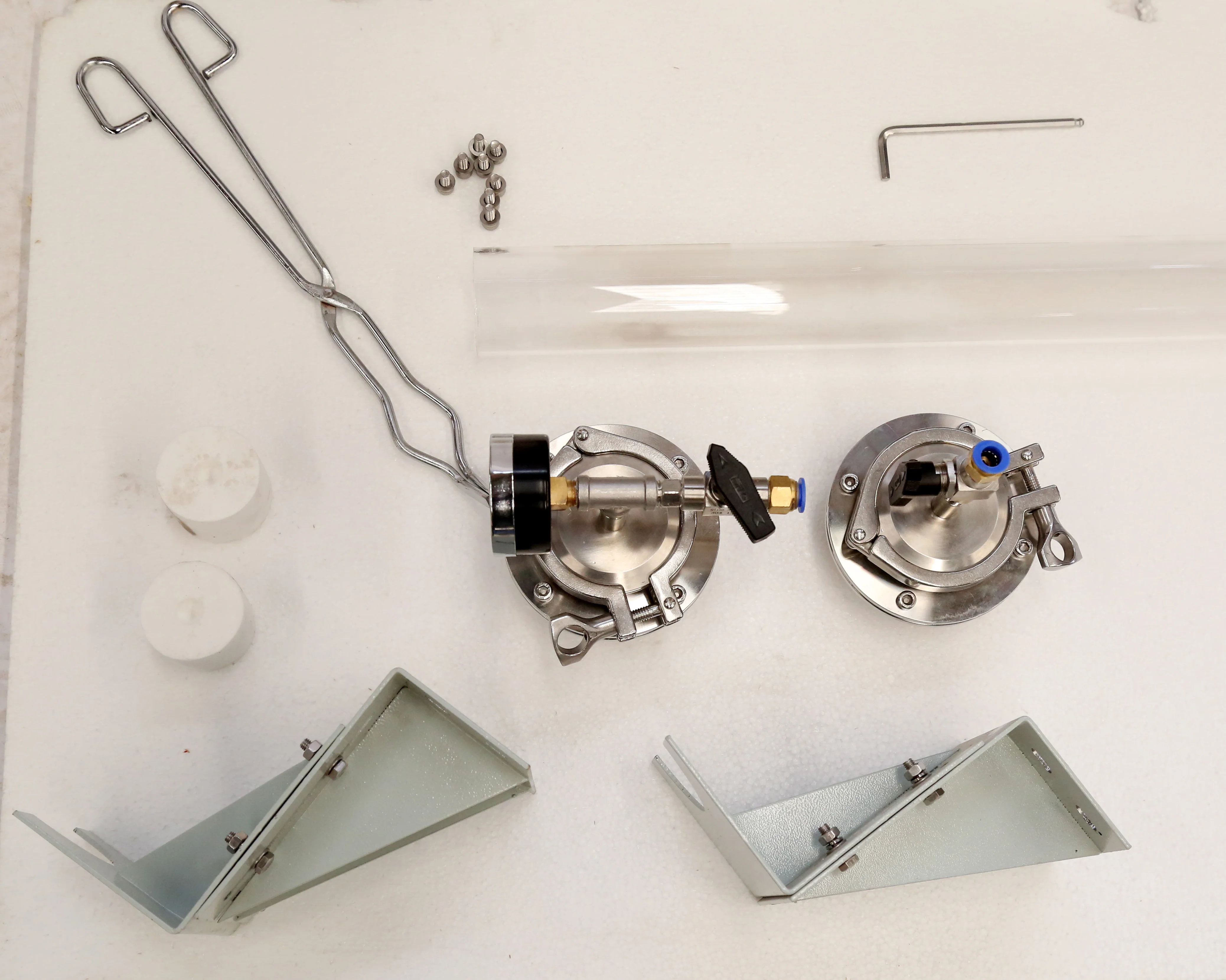 TMAX brand 1700C Hydrogen Atmosphere Box Furnace with 3.6 - 36 L Heated chamber