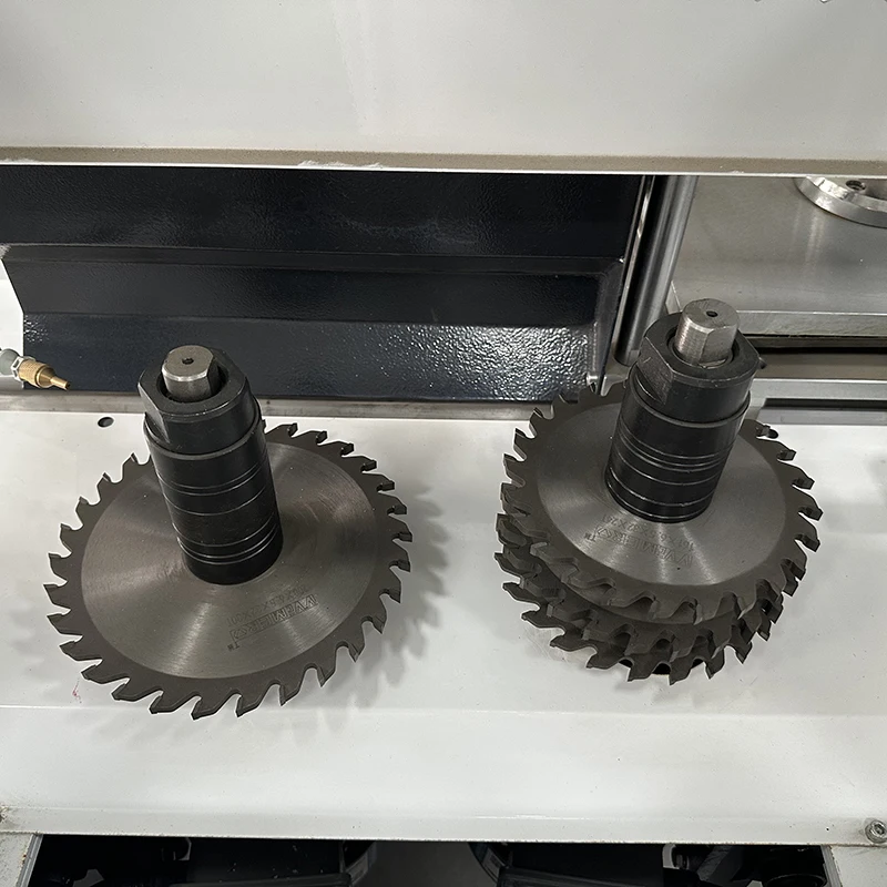 CNC Medium sized aluminum profile End milling machine for Window and Door Making Machine Aluminum UPVC PVC Profile Cutting Saw