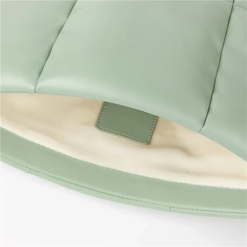 2023 New Fashion Puffy PU Leather Laptop Sleeve  Bag Women Laptop Carrying Case Mini Laptop Pouch