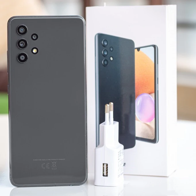 Unlocked Used Phones AA Stock Cheap Phones Wholesale Original for Sale Unlocked for Samsung Galaxy A52 A42 A32 6.5 Inch 128GB