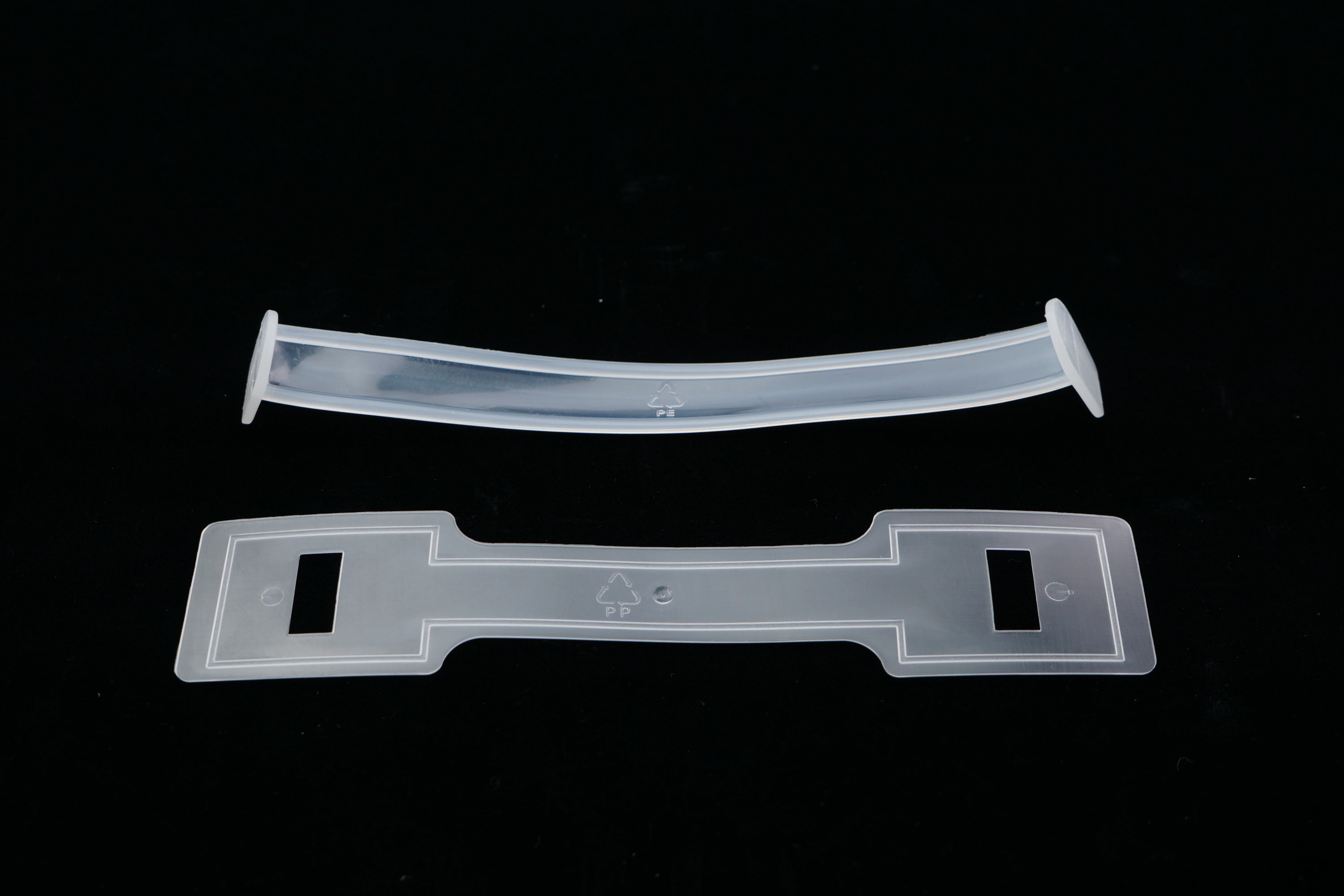 Wholesale Packaging Cardboard Portable Plastic Carton Handle Clear Cardboard Plastic Handle for Carton Box