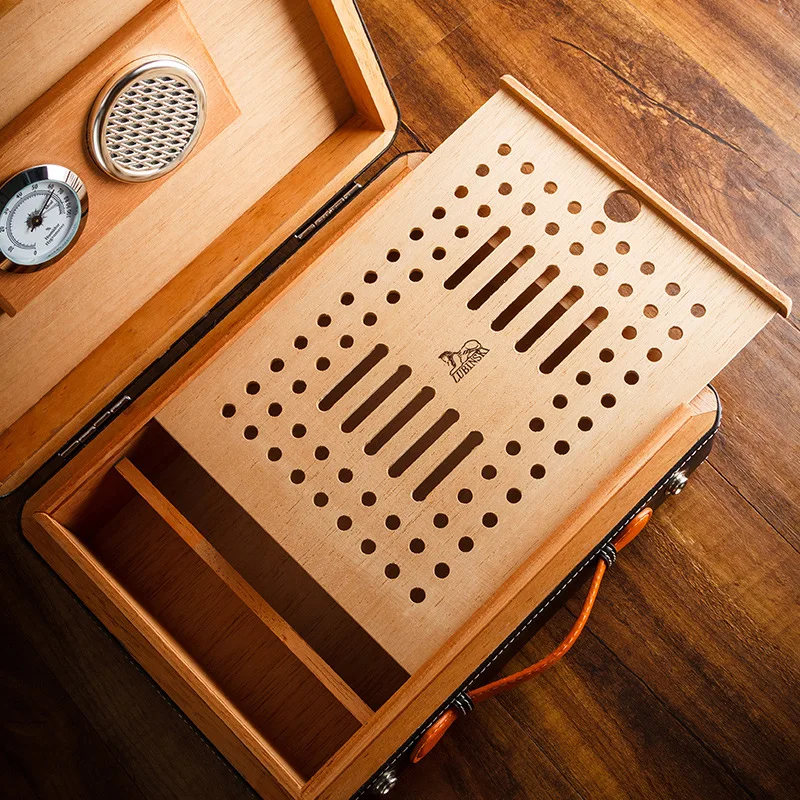 Portable Cigar Humidor Leather and Wood Cigar Box Handmade Handheld With Humidifier For Travel Home