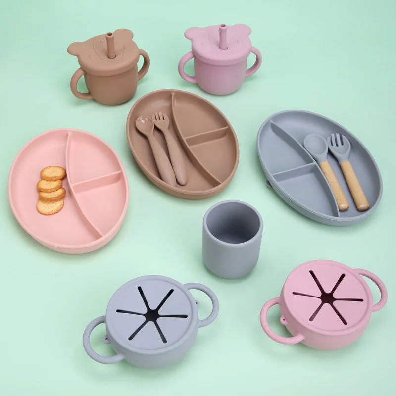 Factory Kids Tableware Feeding Set Baby Silicone Sippy Cup Placemat Bib Dish Suction Baby Silicone Bowl Plate With Spoon