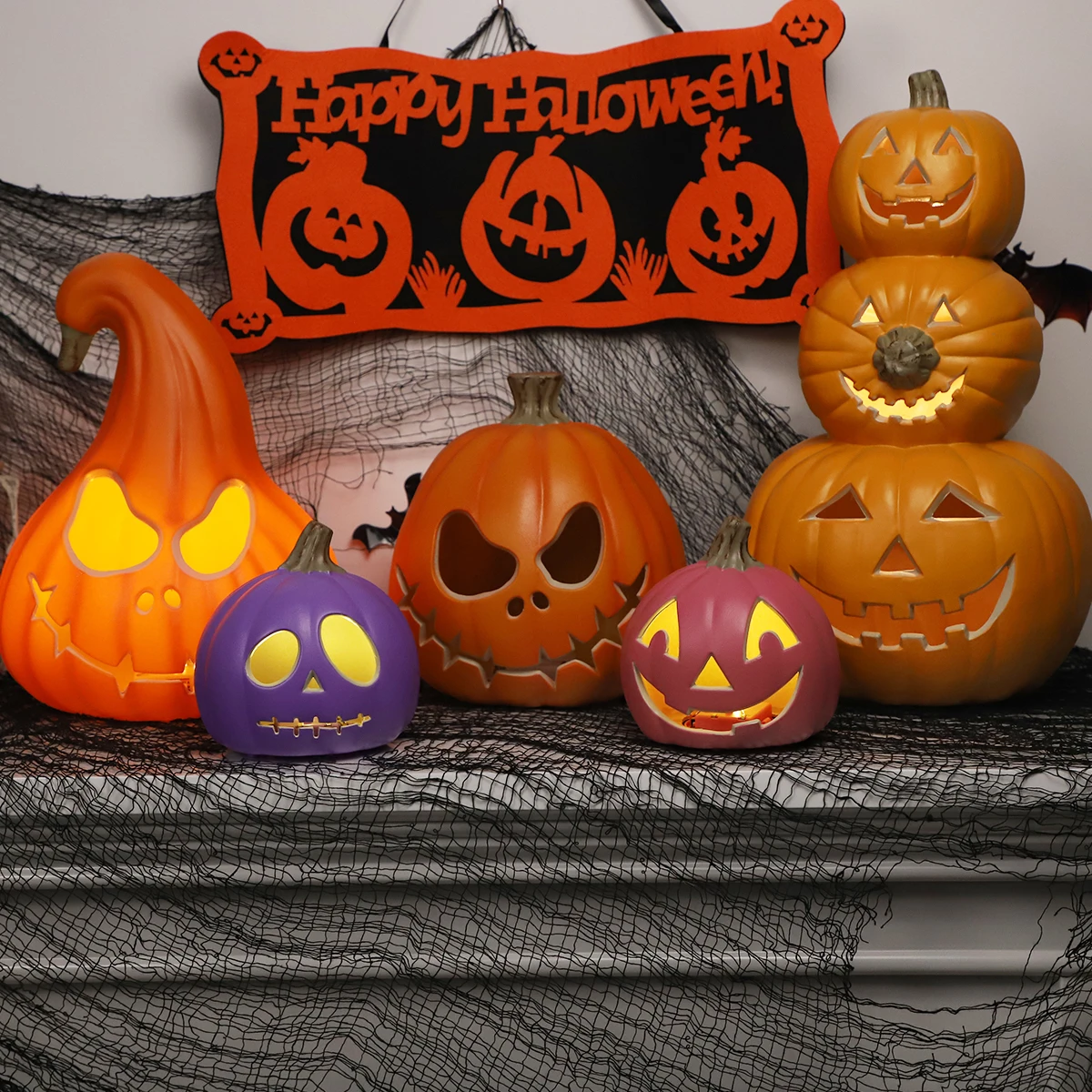 Controlled LED Light Halloween Pumpkin Lamp Plastic Jack-o-lantern with Variety of Expressions