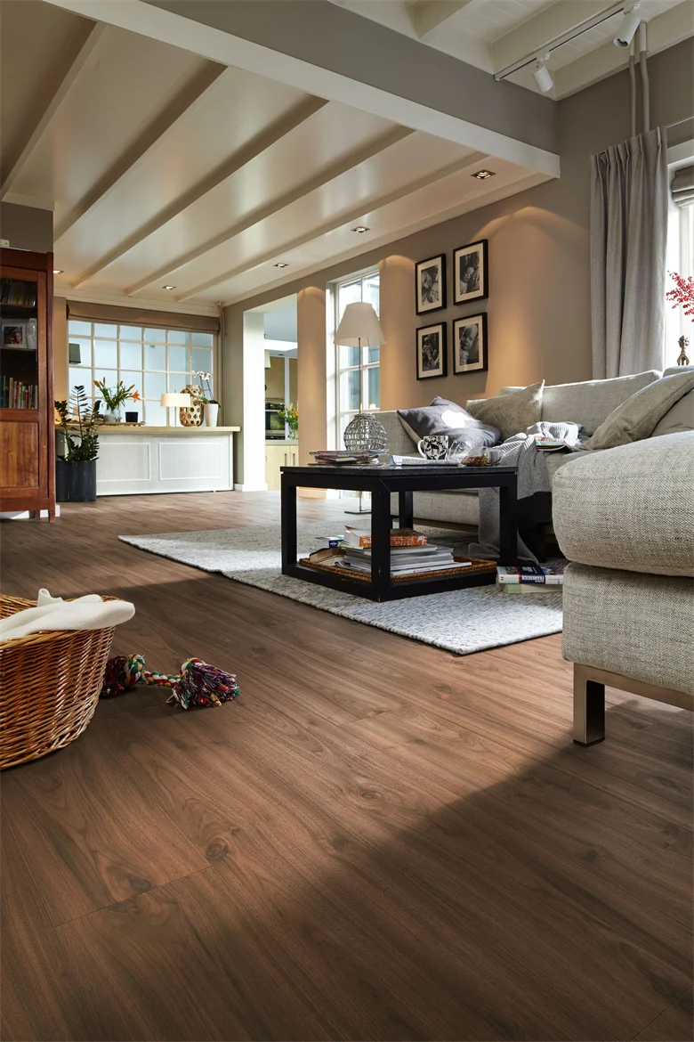 German Brand Anti-Static Laminate Flooring Meister Design Laminate LL 150 Particularly Well In Spacious Living Areas