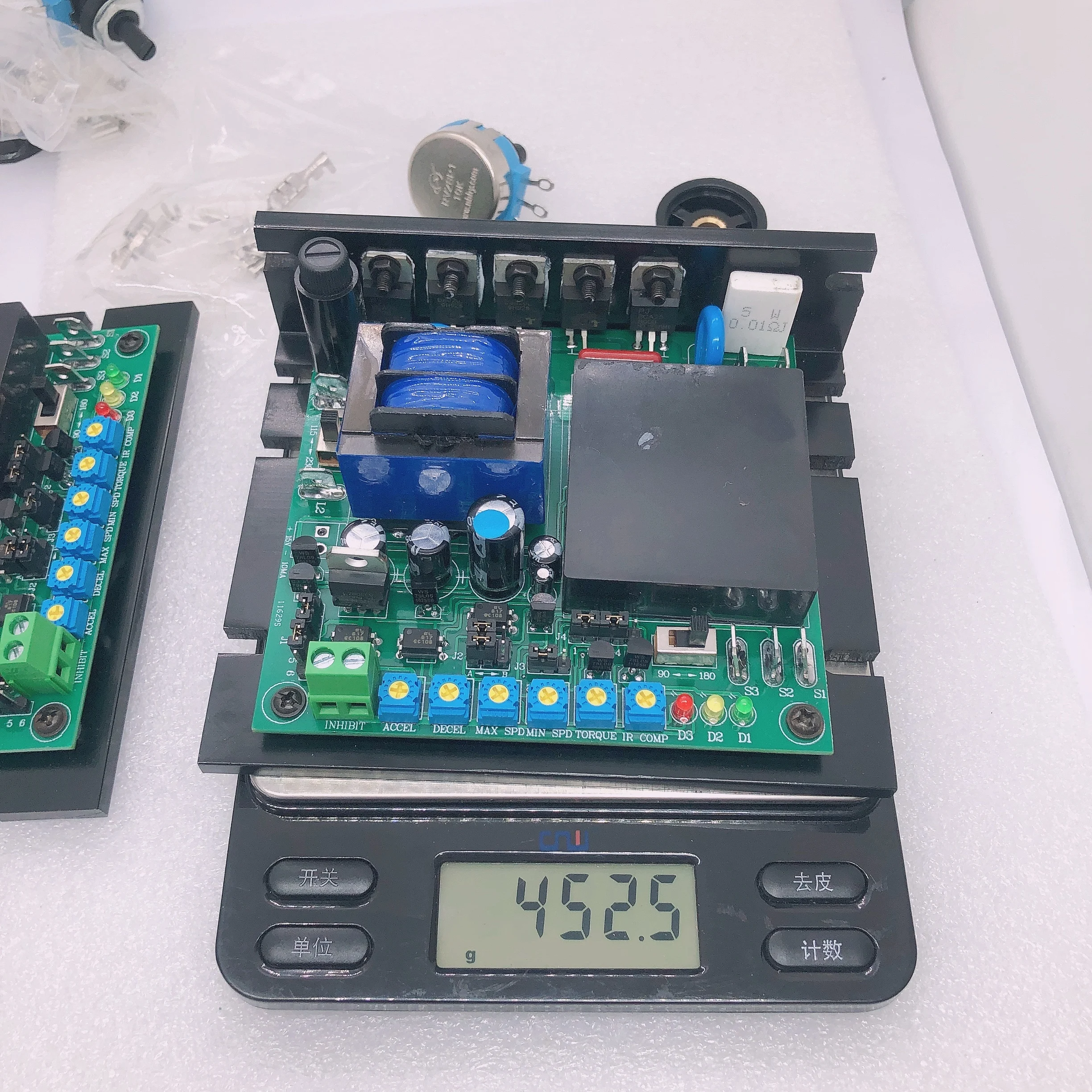 0-5v 0-10v analog signal control 110v 220v ac input 90v 180v dc output brush motor speed controller 10A