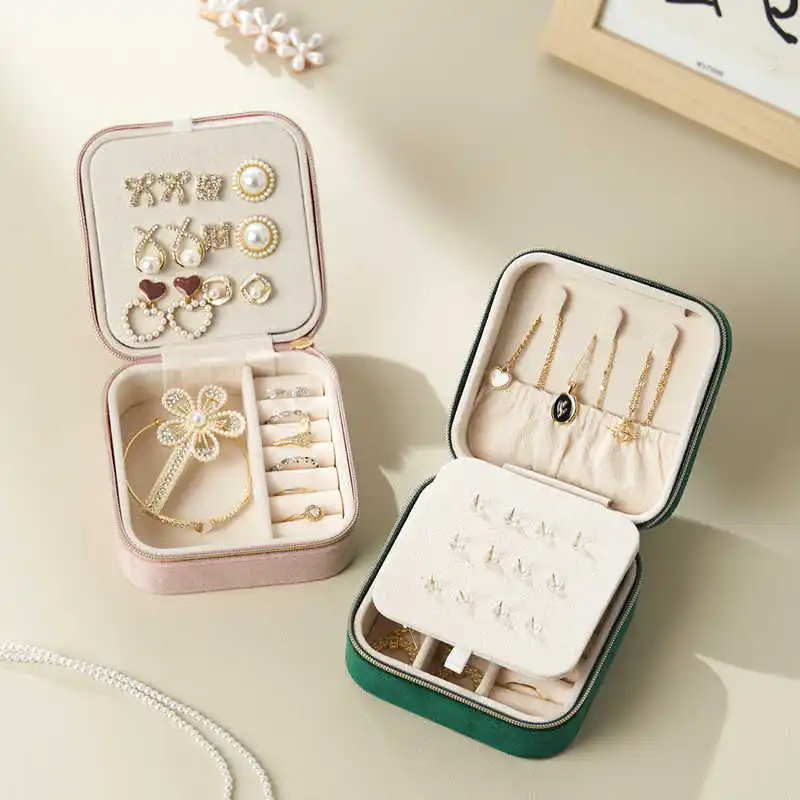 Factory Price Wholesale Small Portable High-Grade Exquisite New Earrings Rings Necklace Velvet Jewelry Storage Box