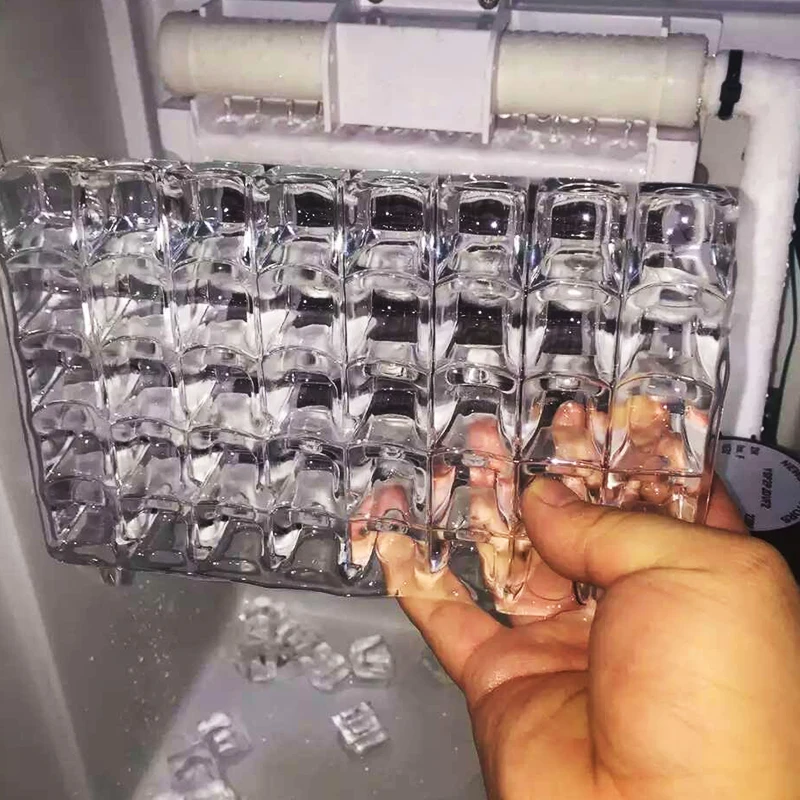 Automatic ice maker for home and commercial use