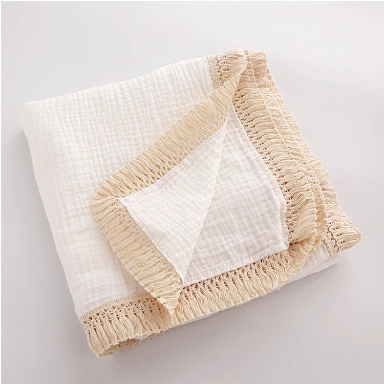 Top hot OEM 100% cotton large muslin new born baby blanket swaddle quilt with fringe