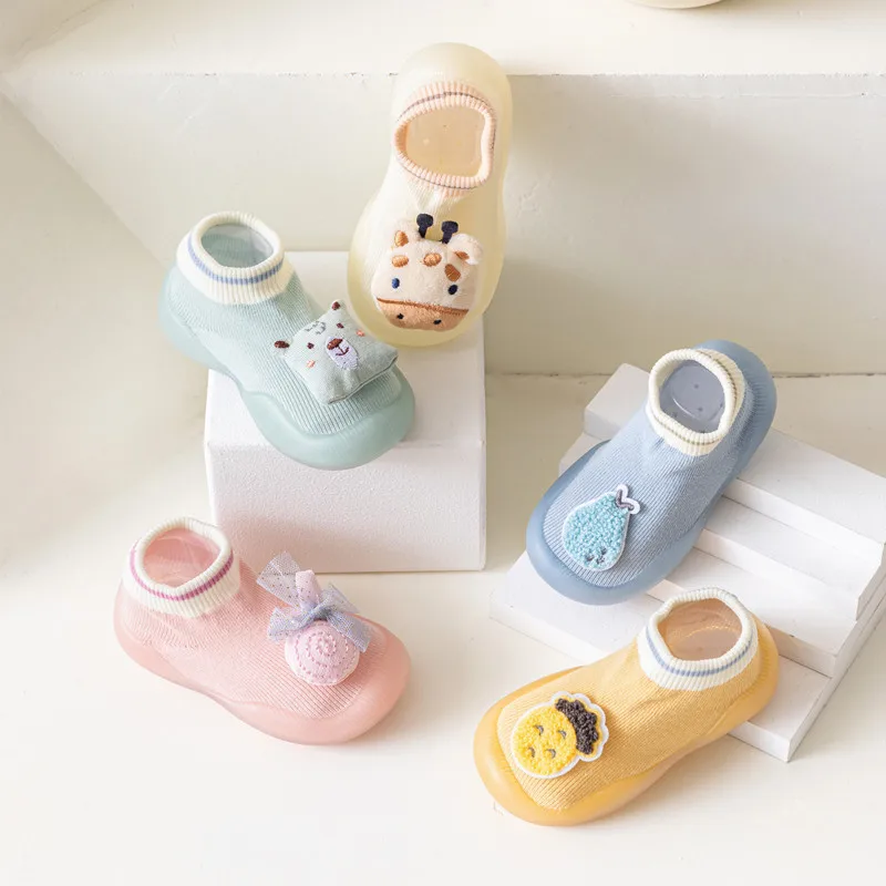 Factory Direct Price Anti-Slippery Warm Animal Applique Infant Walker Cute Hot Sell Quality Indoor Toddler Baby Shoes