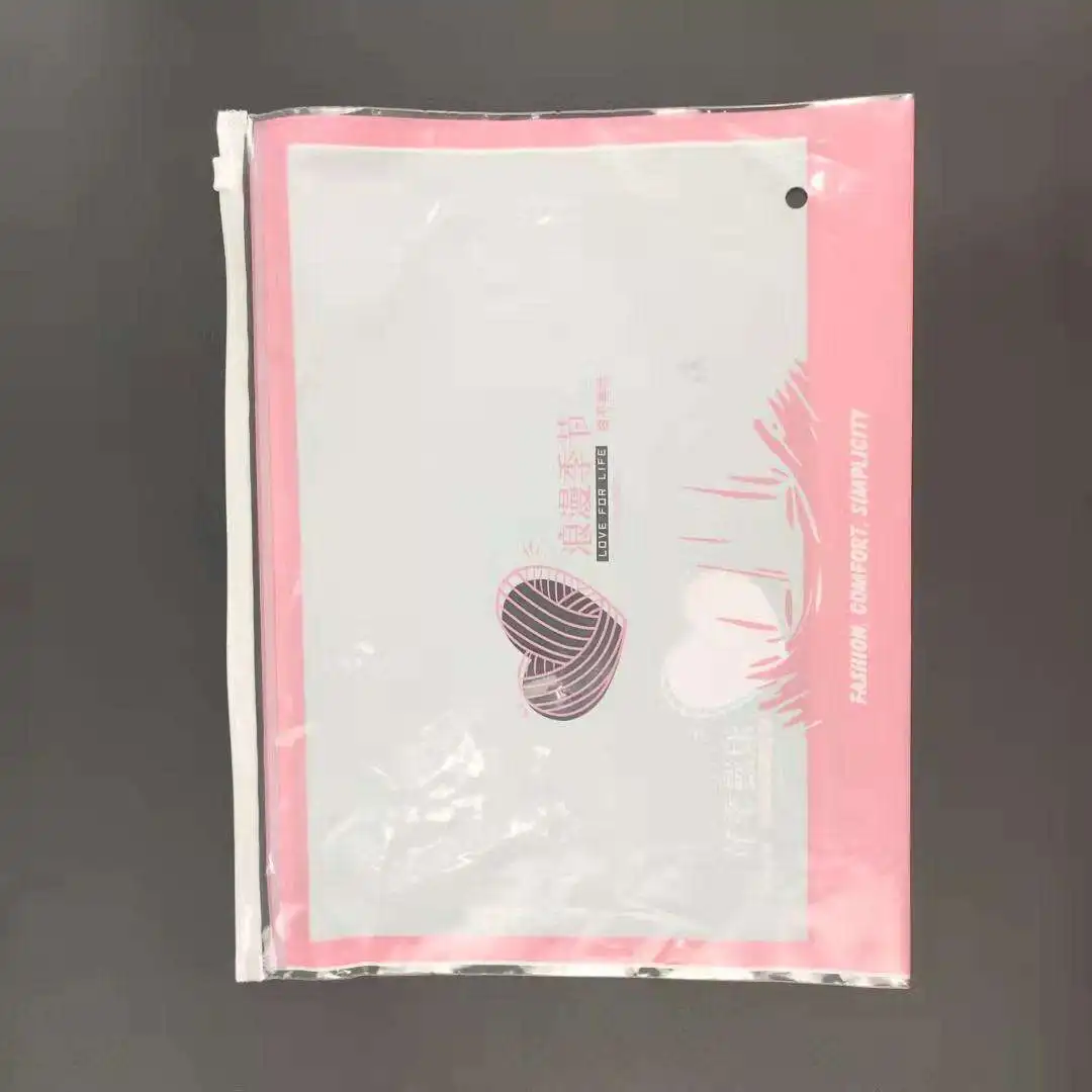 Custom Printed Recycled Tote PE Shopping Bag With Logo Clothes Packaging Shopping PP Plastic Tote Bag Soft Loop Handle