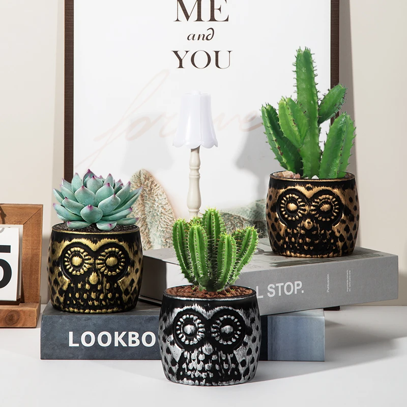 YICAI Creative Plastic Flower Pot Small Size Table Decoration Ornament Antique Owl Succulent Pot