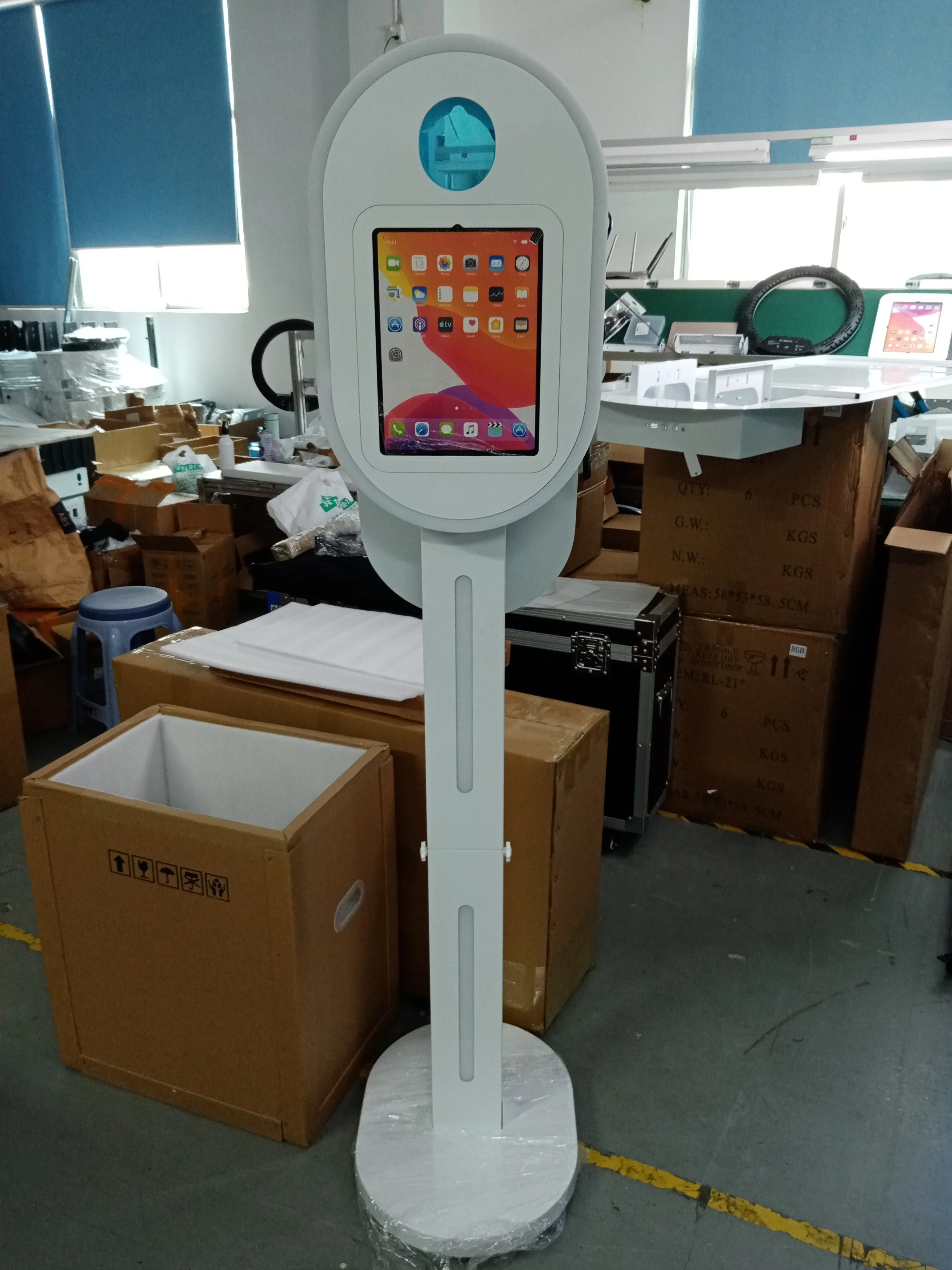 2024 New Camera Photobooth Shell Compatible DSLR iPad Pro Air Party Selfie Photo Booth with Travel Case Pack