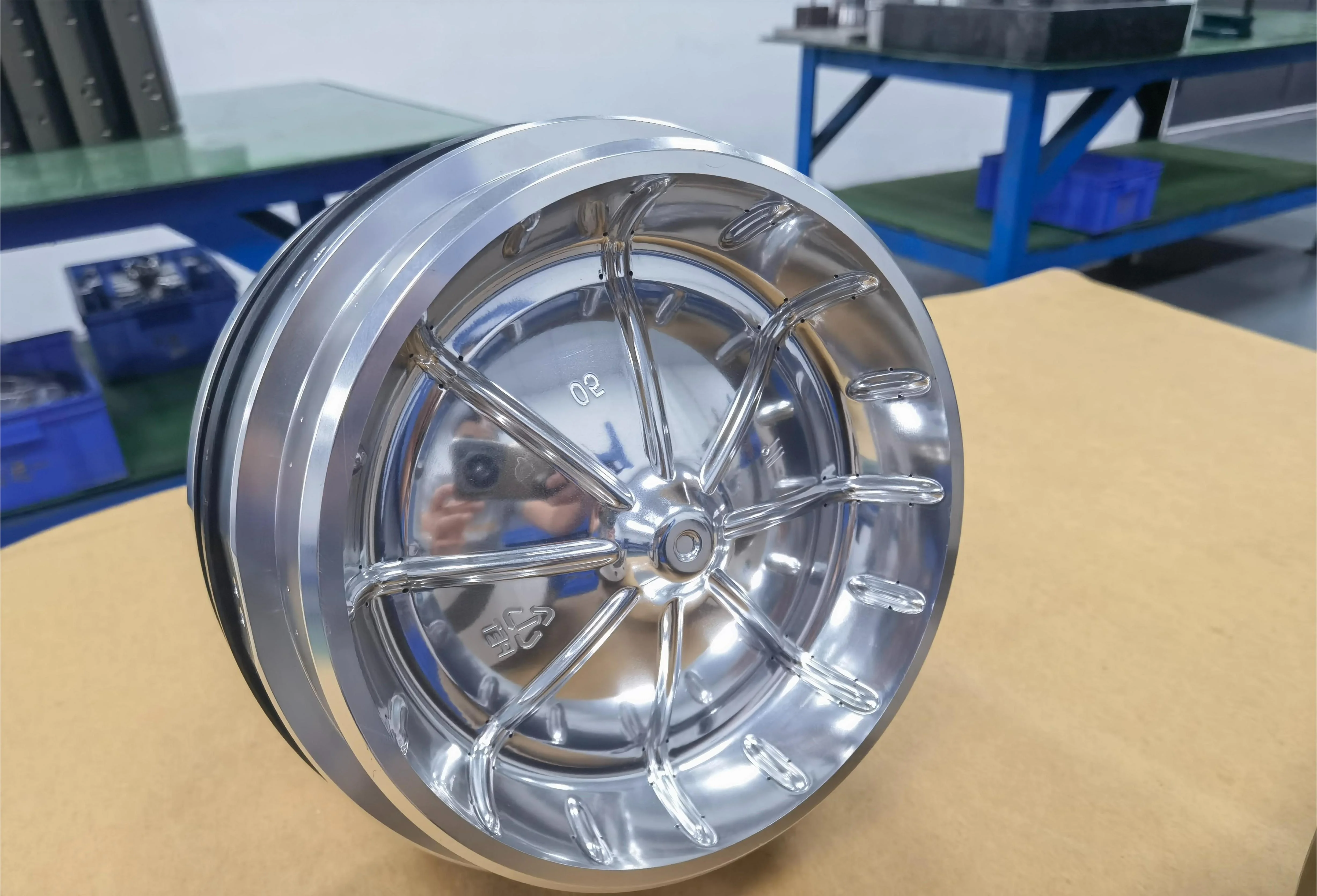 Cosmetic Plastic Packaging Bottle Mould Design