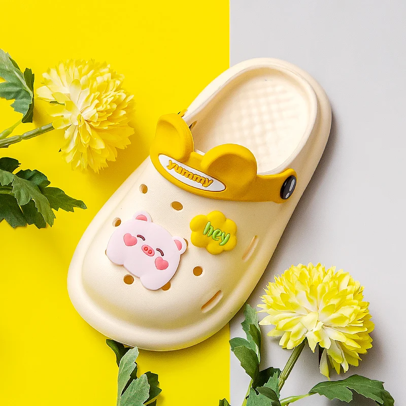 Cheerful Mario 2022 new style slides for kids girls footwear home comfortable high quality baby slippers wholesale fashion