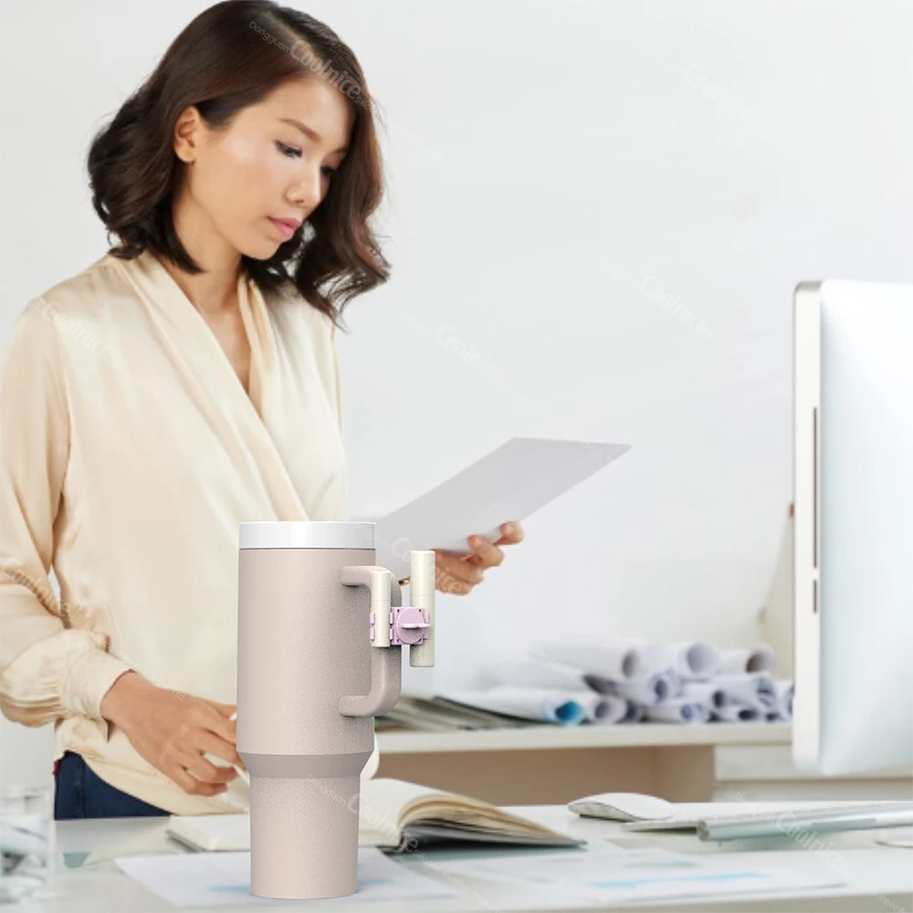 New Products Silicone Water Bottle Lipstick Clip  Double Sided Hook Chapstick Lip Balm Holder Water Bottle Accessories