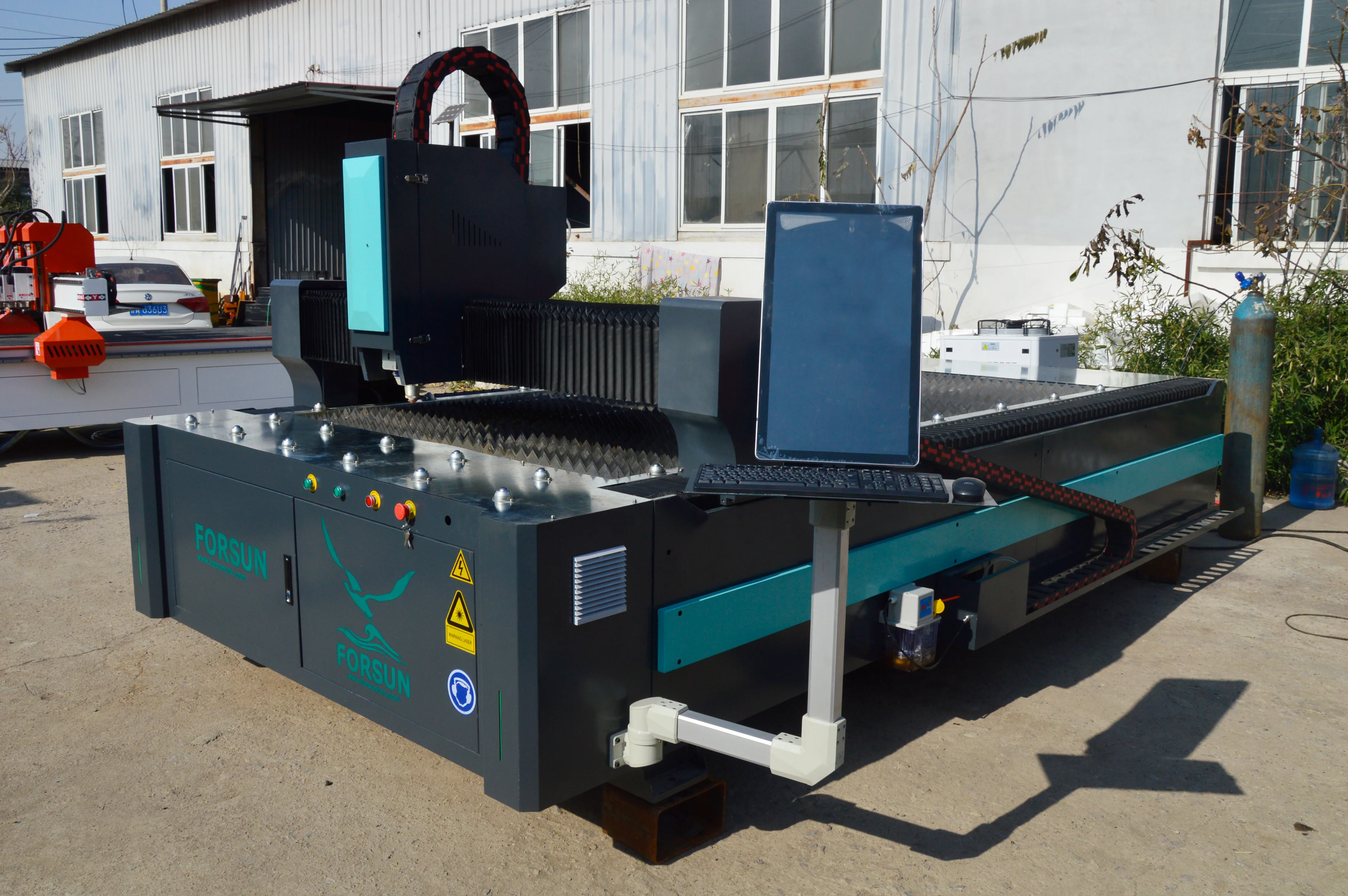 20% discount! High Power 4000w Fiber Laser Cutting Machine For Metal Plate Pipe