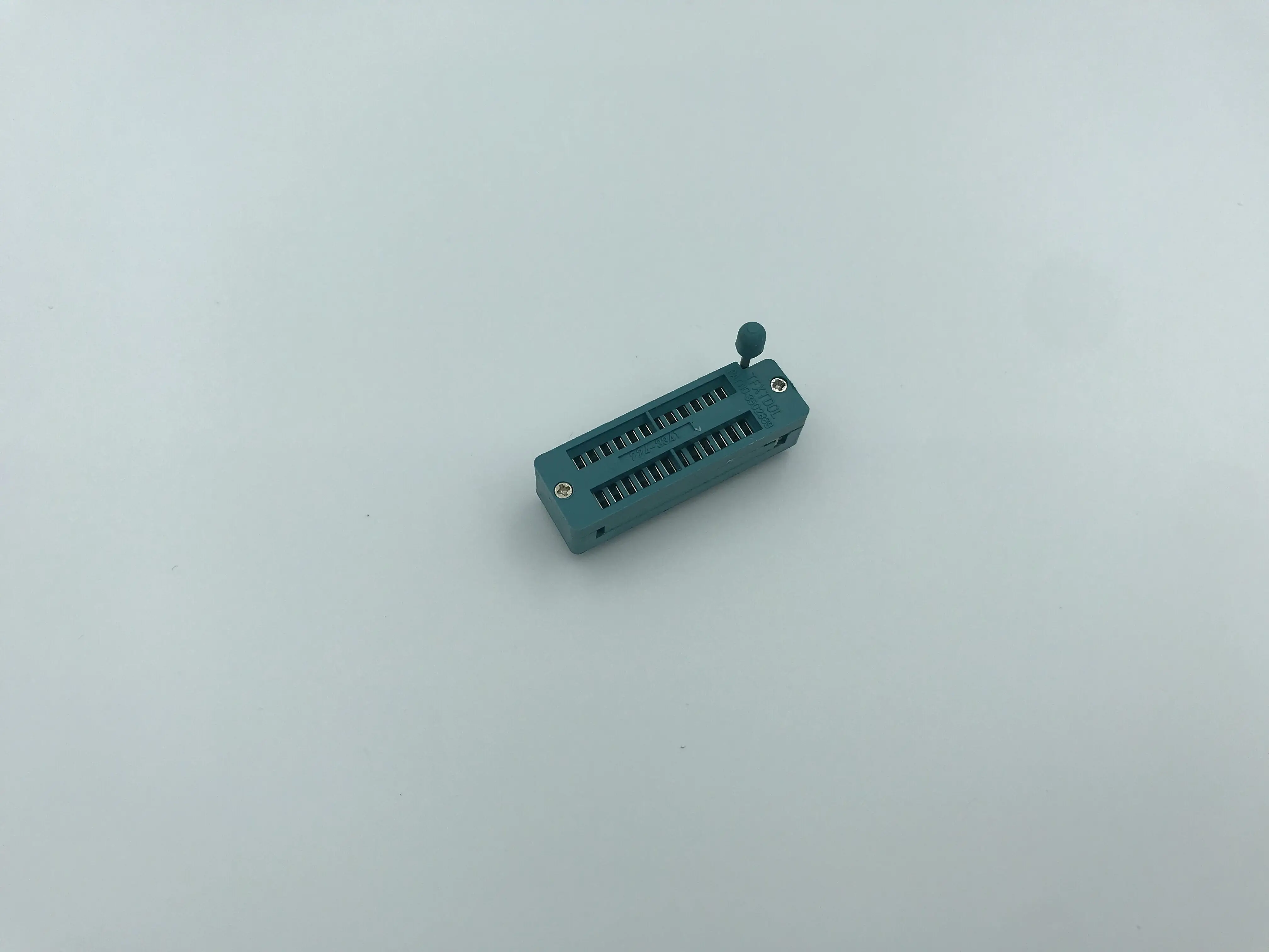 pitch 2.54mm 14pin 16pin 20pin 24pin 28pin 32pin 40pin 64pin gold plated tin plated zif socket connector