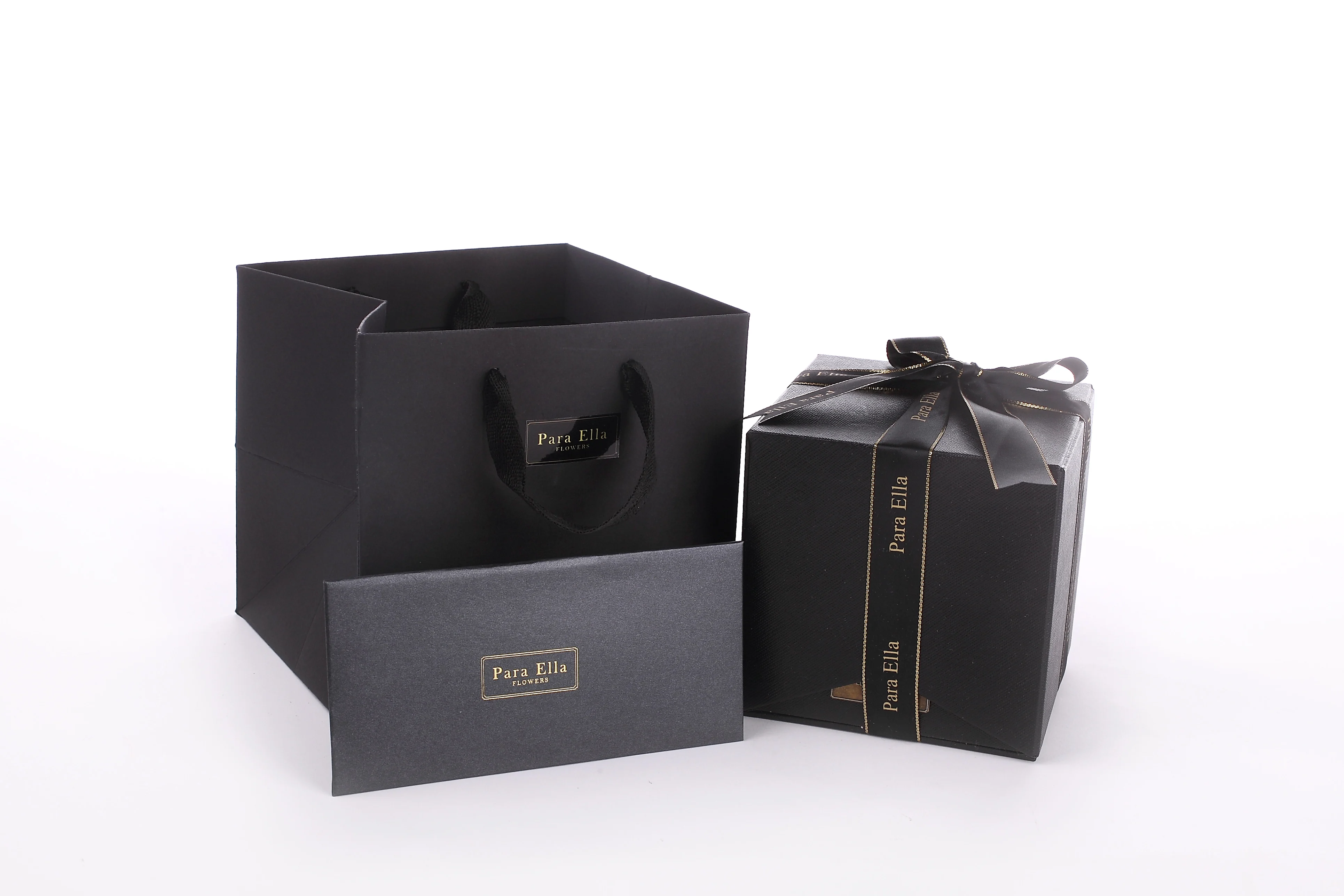 Wholesale beautiful color Heart shape preserved red roses in Glass dome