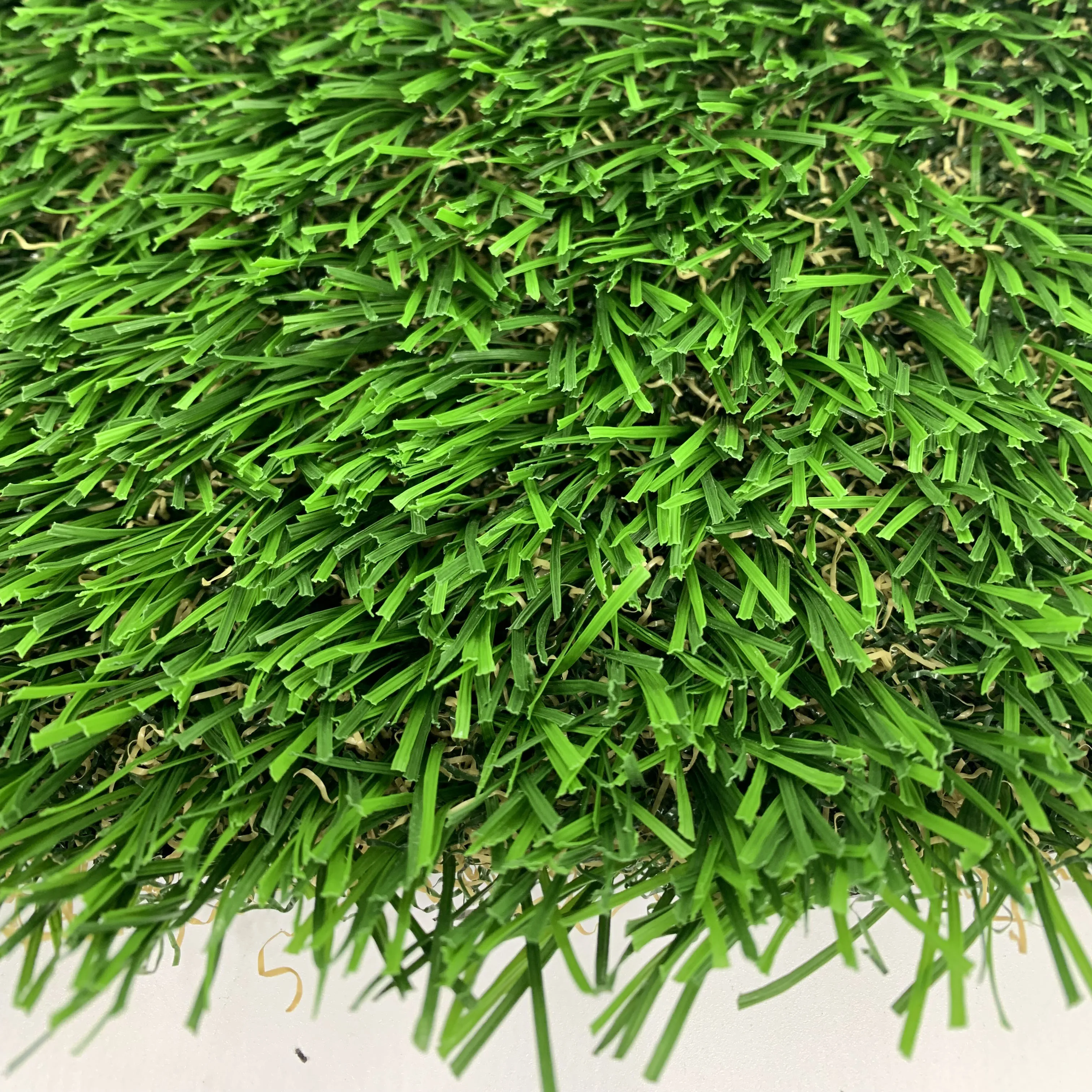 LFL Landscaping Synthetic Turf Artificial Grass 30mm 35mm 40mm 45mm 50mm UV-8-12 Green Artificial Grass for Garden 2*25m/4*25m