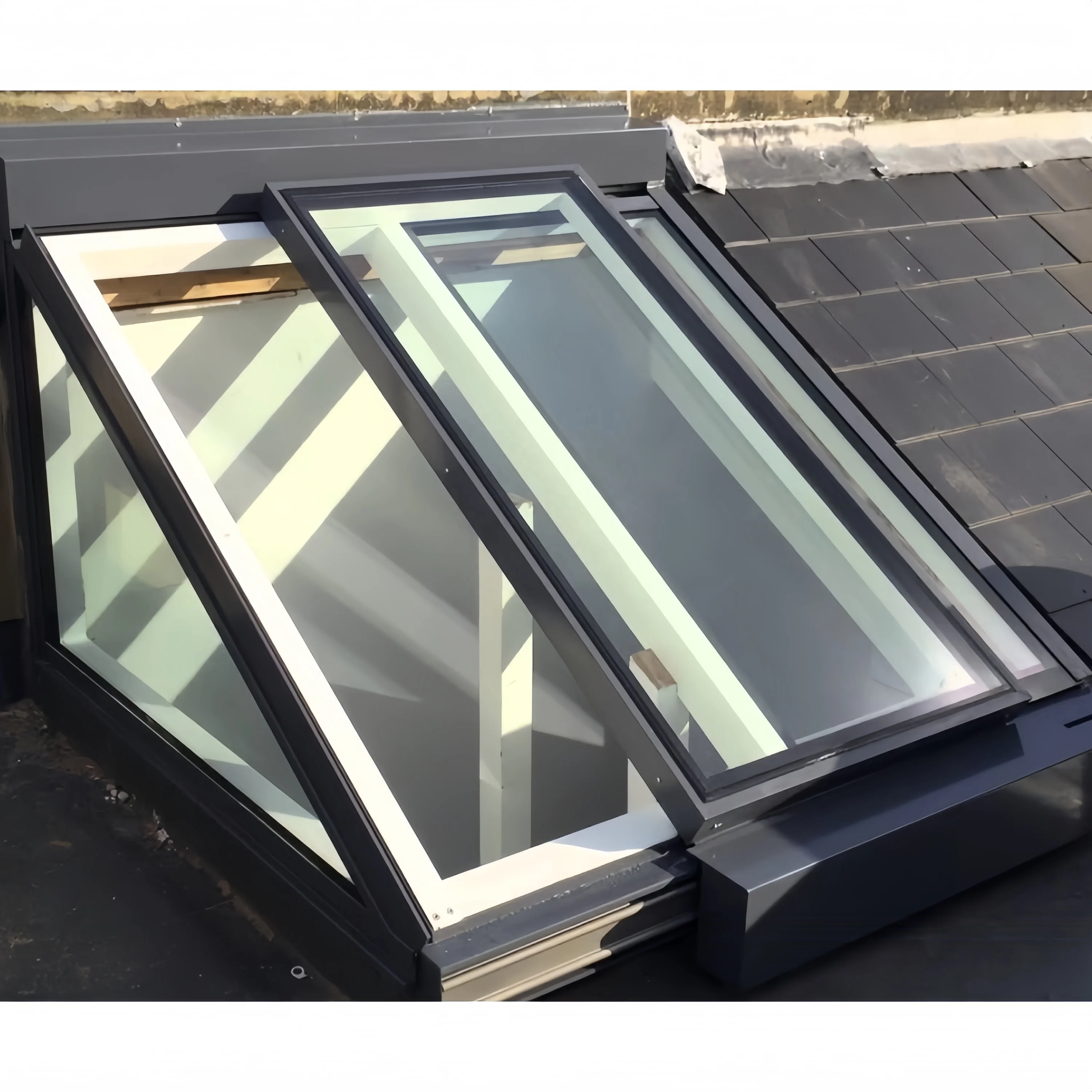 Aluminum Skylight Double Glazing remote control hot sale skylight aluminum roof window Top Open adjustable skylight roof window