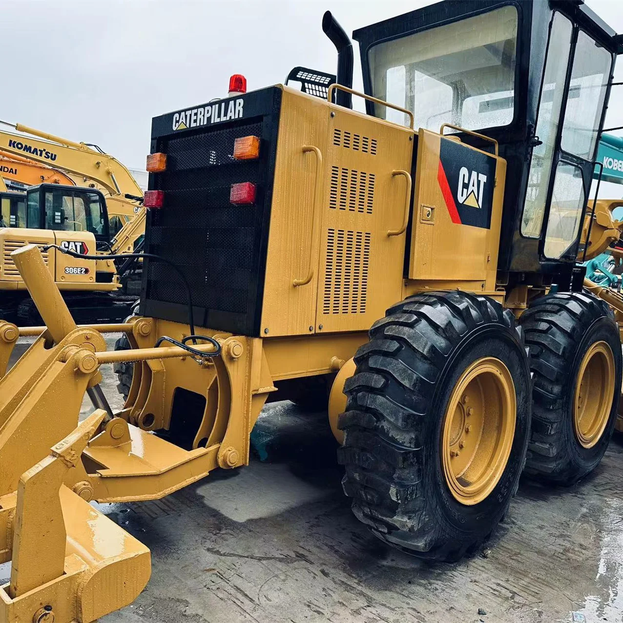 Best second hand cat 12h cheap price motor grader used Japanesewith good tire for sale cat 12h