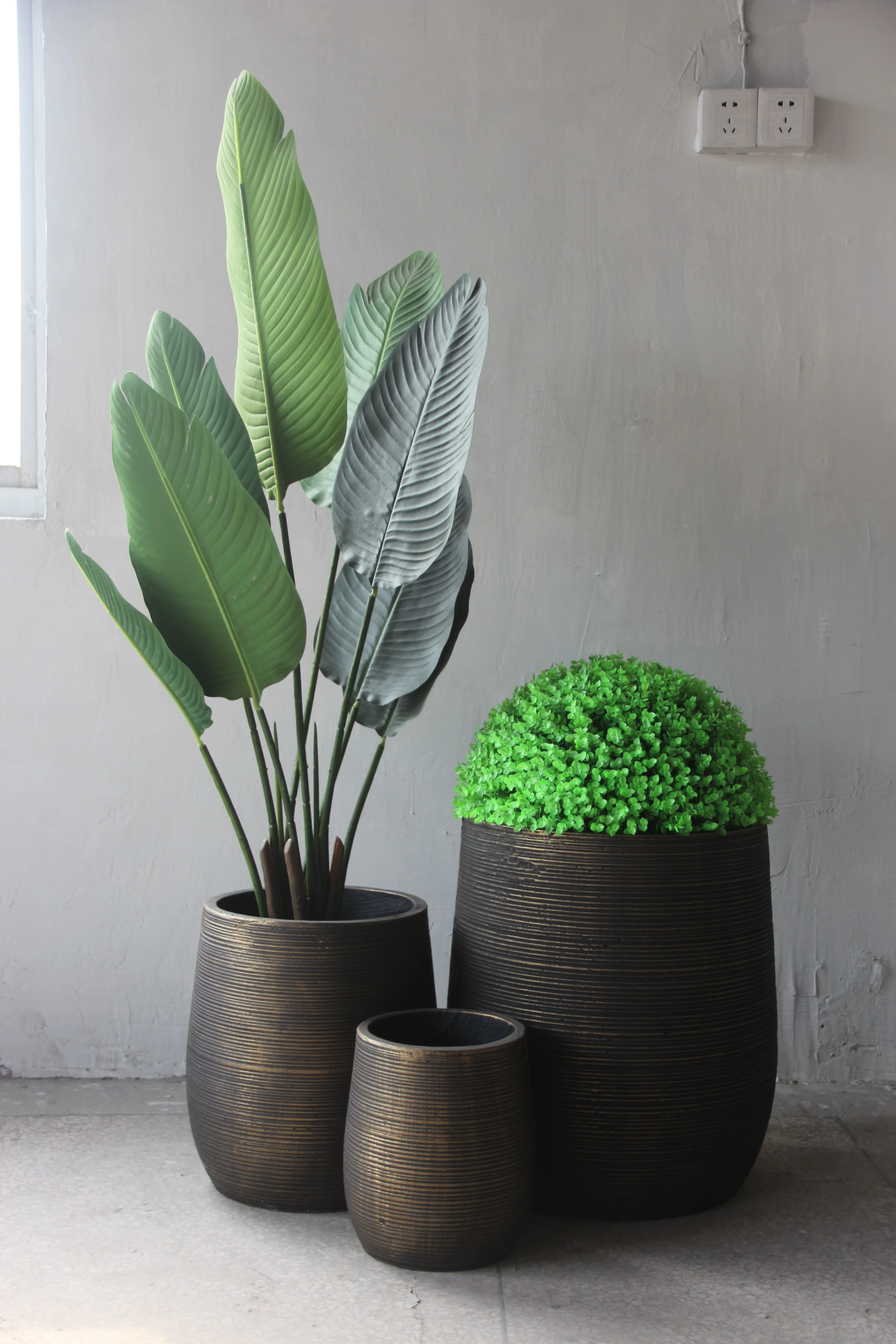 Textured Round FIBERSTONE Pot  for yard or hotel use