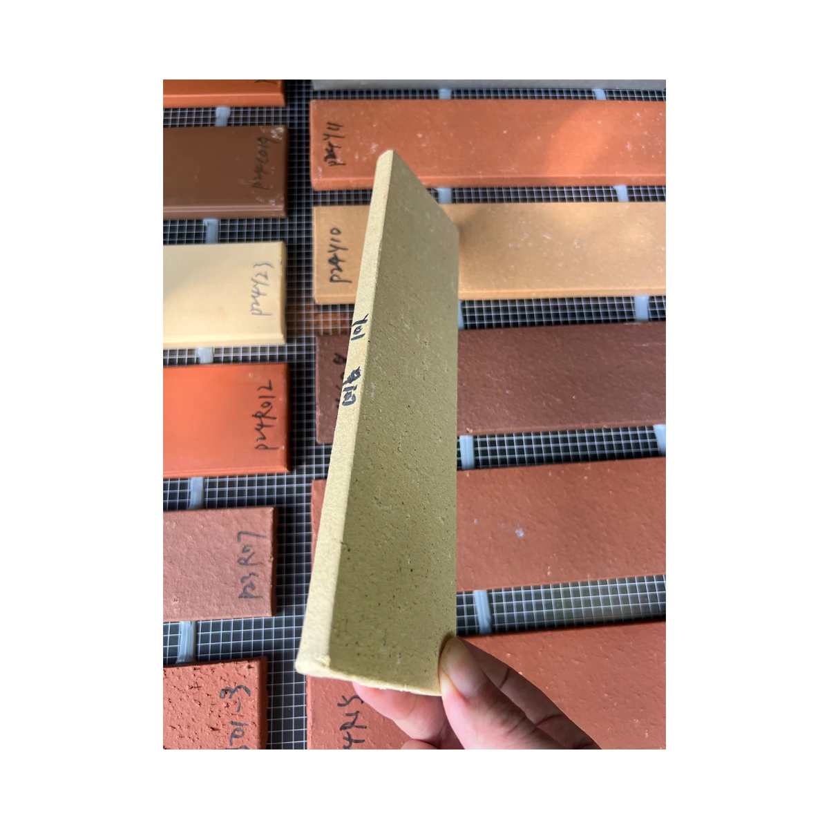 Hot Selling Yellow Clay Bricks Flexible Wall Natural Stone Wall Cladding Tile Cheap Price Building Materials