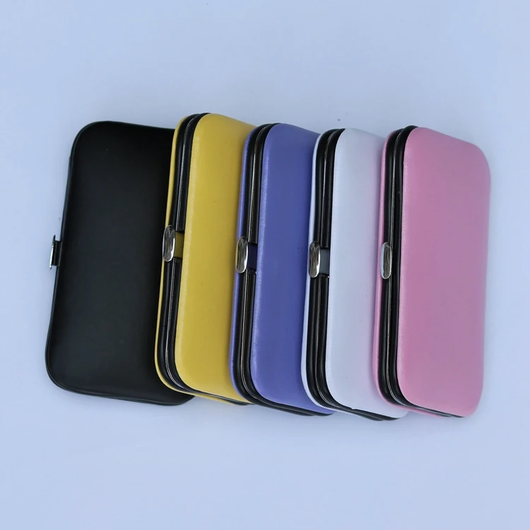 WELLFLYER Wholesale Personalized Pattern Pouch Professional 7pcs Pedicure and Manicure Beauty Set Nail Care Kit for Gift