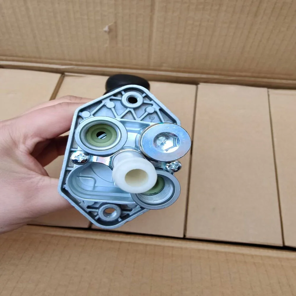 Delong Shacman F3000 truck Brake parts hand brake valve DZ93189360068 handbrake
