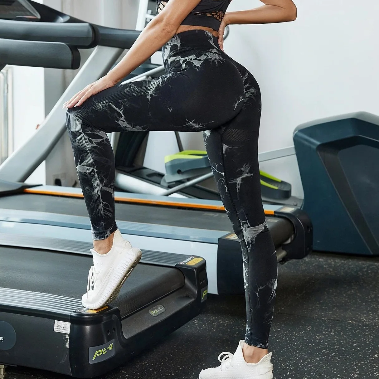 Custom Logo Yoga Gym Wear Tie Dye Scrunch Butt Quick Dry Fitness Soft Workout Tights Seamless Gym High Waist Yoga Leggings