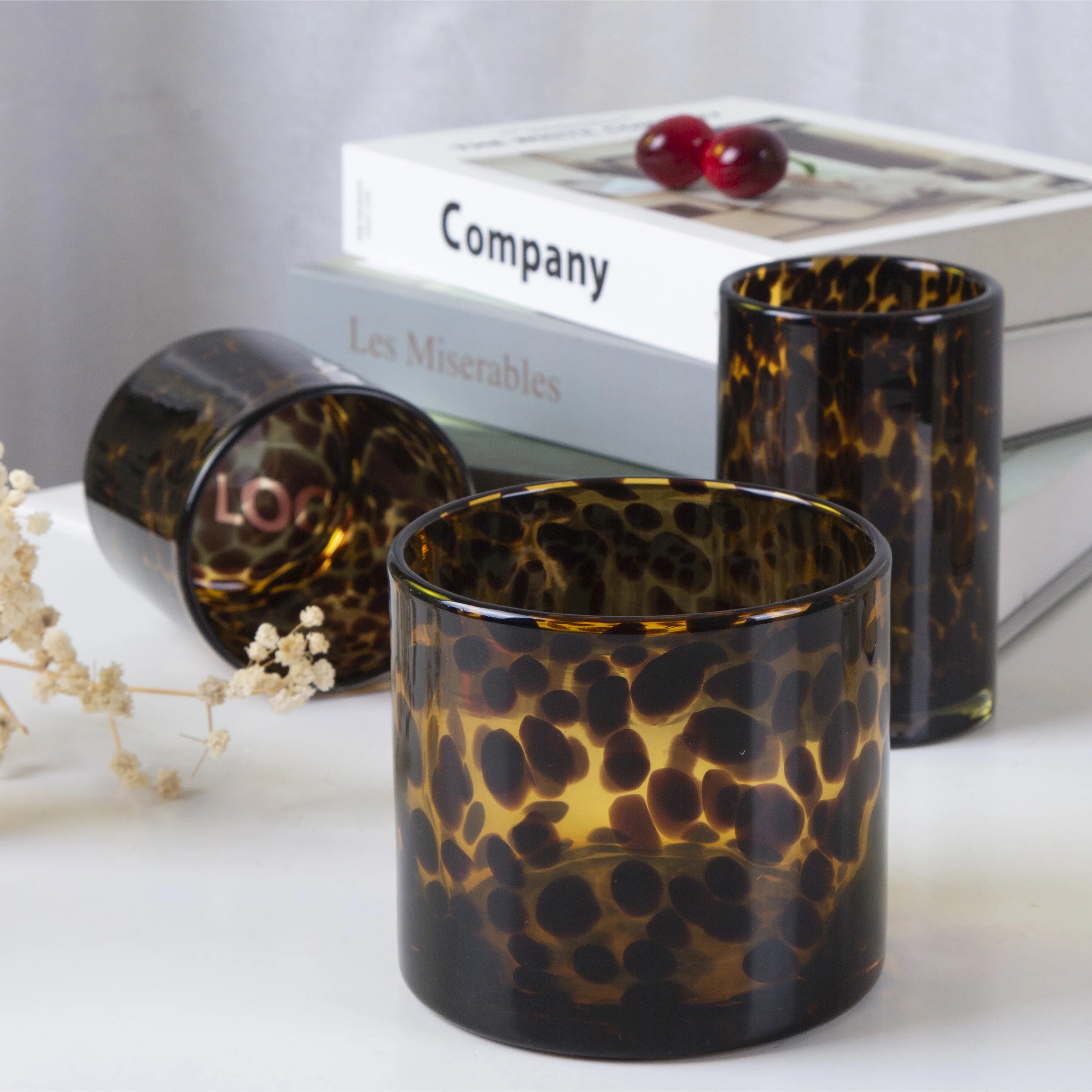 Hot Selling Nodic Luxury Hand Made Mouth Blown Cylinder Home Decoration Glass Candle Jars