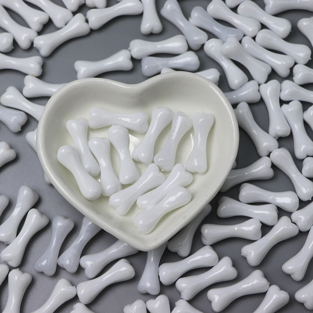 500PCS Wholesale Halloween Supplies Halloween Bone Shape Props Acrylic Beads Gems Halloween Decoration Accessories