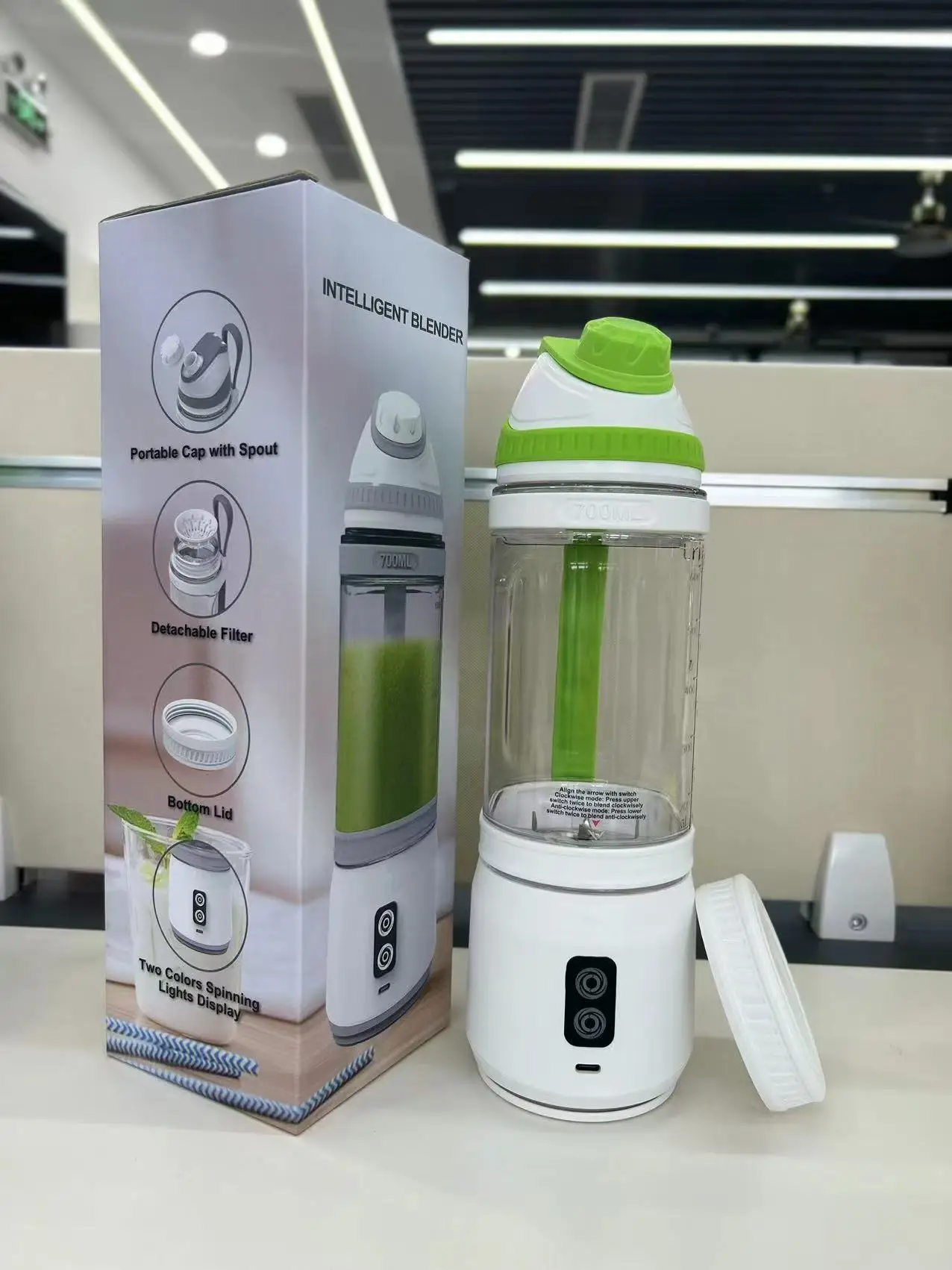 BPA-free and eco-friendly material Travel Sport Home Use 6 blades double cups Portable Blender Smoothies Fresh Juicer