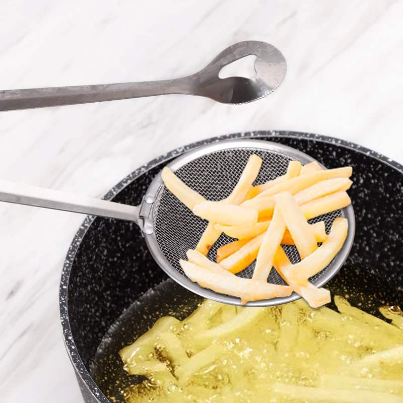 2 In 1 Serving Tongs Long Handle Stainless Steel Oil-Frying Serving Tongs With Mesh Strainer