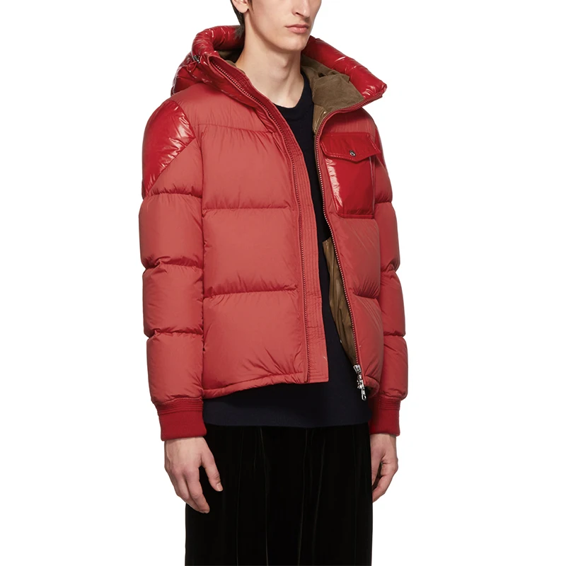 Custom Logo and Brand High Quality Hooded Puffer Quiled Cotton Side Pcokets Zipper Closure Slim Short Length Men Winter Coat