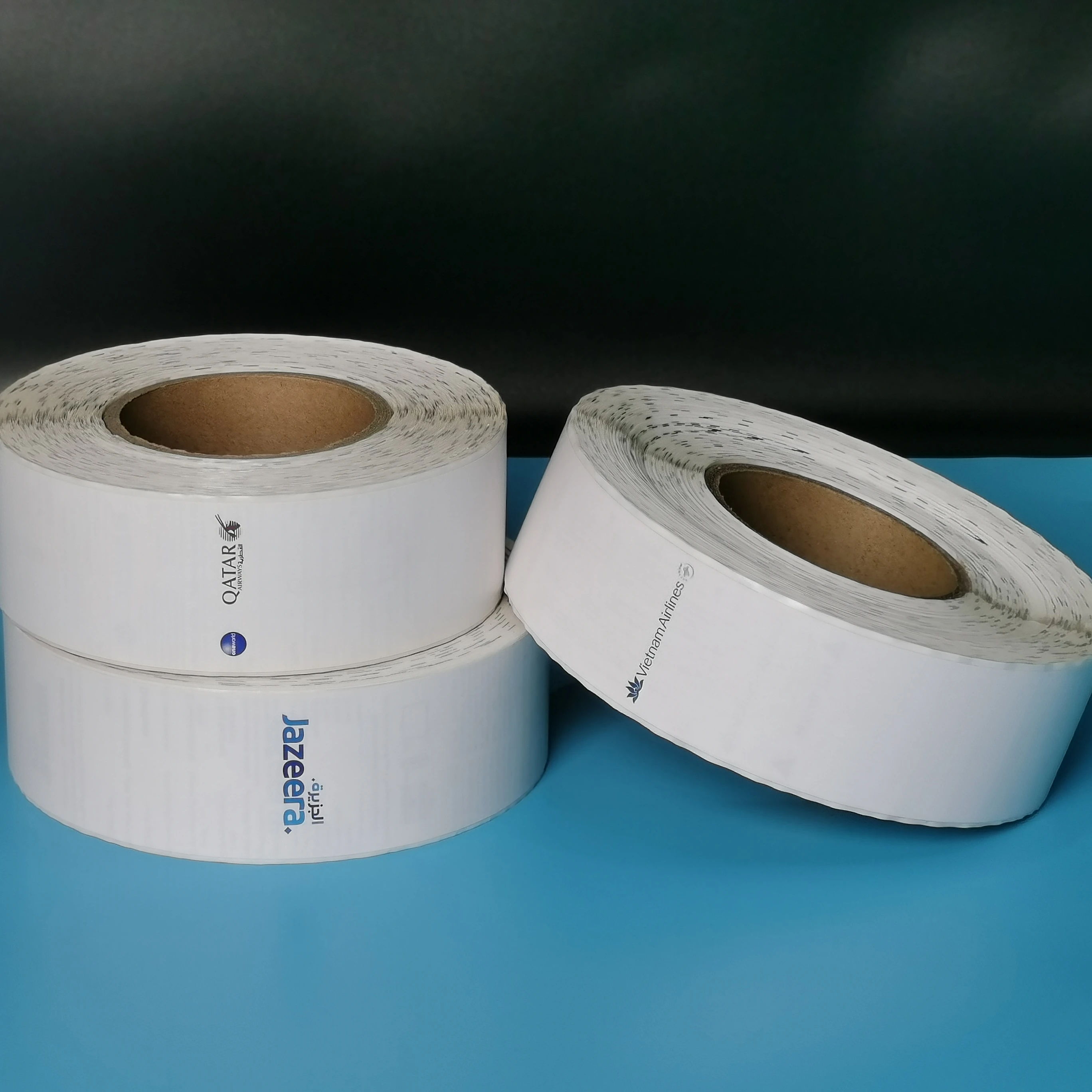 Self Adhesive Label Airline Rfid Baggage RFID UHF Label Sticker thermal paper baggage tag.