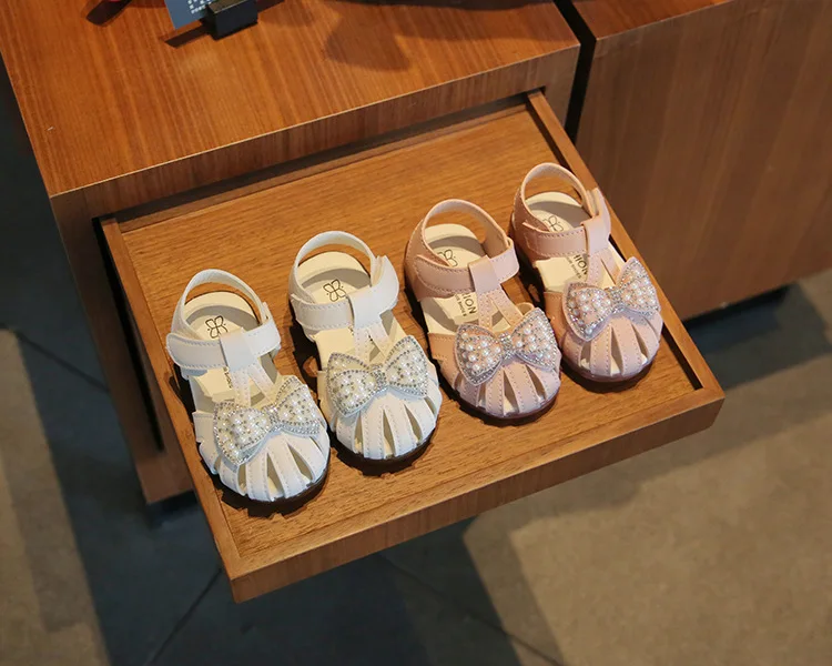 New Arrival Little Girls Fashion Shoes Summer Princess Dance Party Plastic Kids Prewalker Toddler Sandals