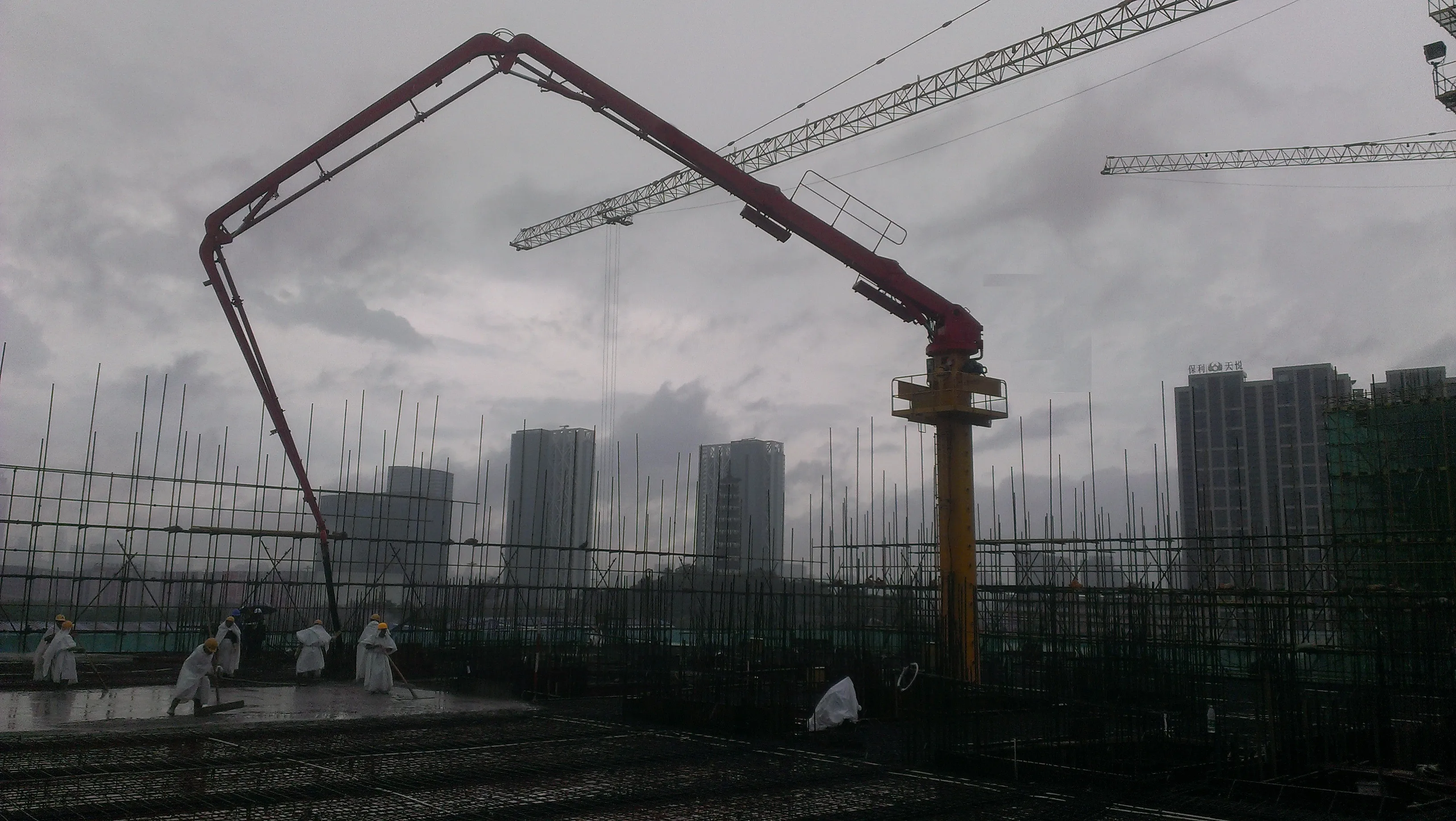 
Chinese Supplier Provides 33M Concrete Pump Placing Boom 
