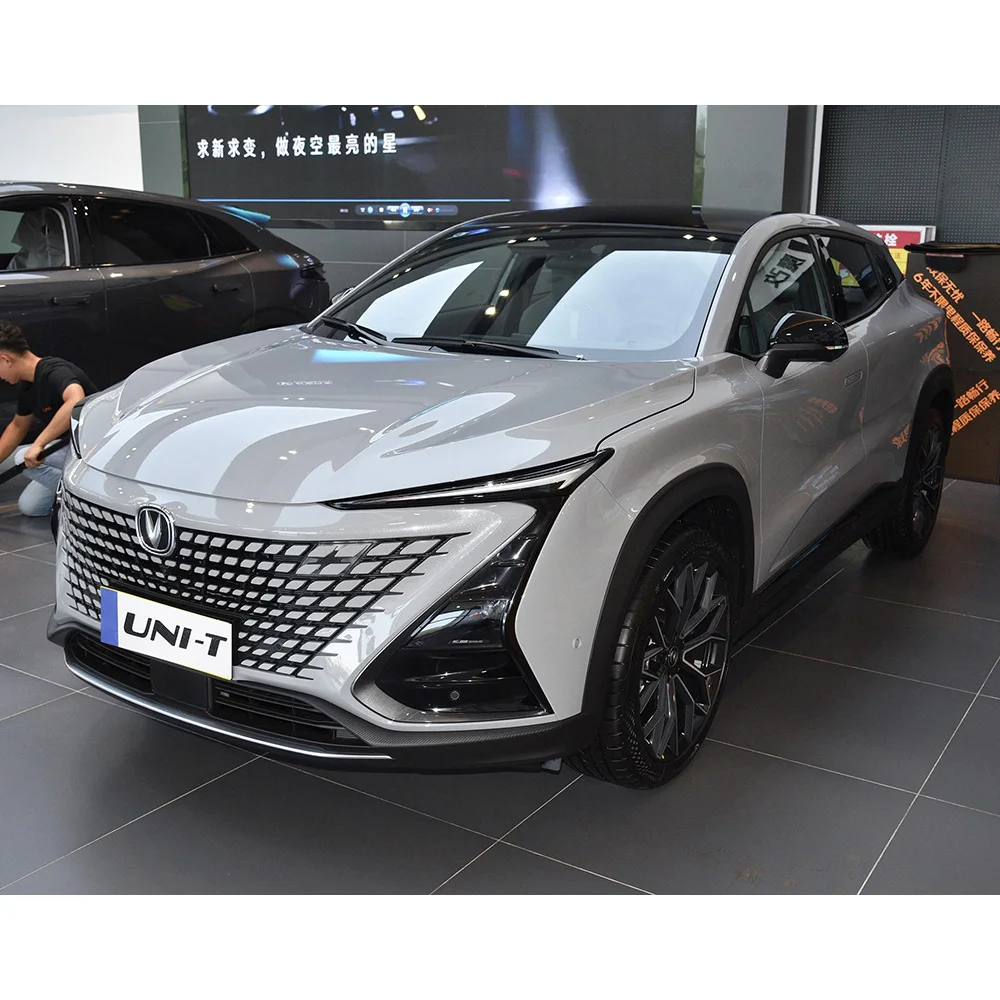 2023 Fast delivery New Petrol Vehicle Changan UNIT 1.5T Premier Edition UNI T Gasoline Car for sale