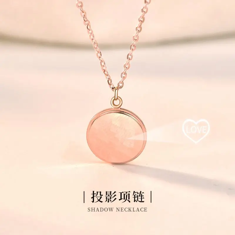 Personalized New technology Projection Necklace Heart Shape I love you Photo Pendant Clover Jewelry Memorial Necklace for Women