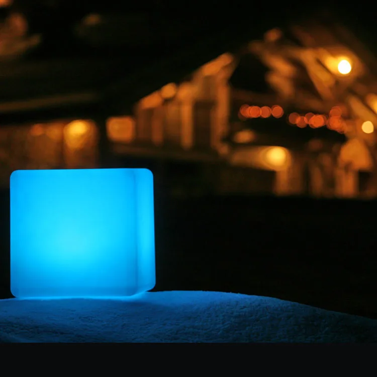  16 видов цветов IR Remote Control Waterproof Ip68 Outdoor Plastic Led