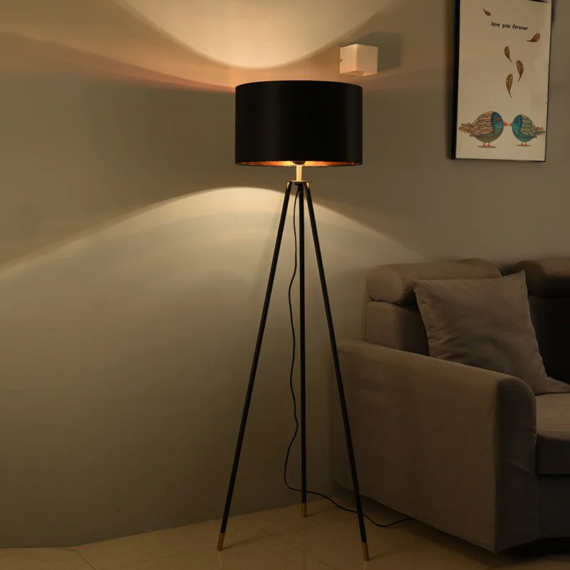 Modern Design Table lamp Decoration Standing Light Linen Fabric Tripod Metal Floor Lamp For Hotel reading room Bedroom